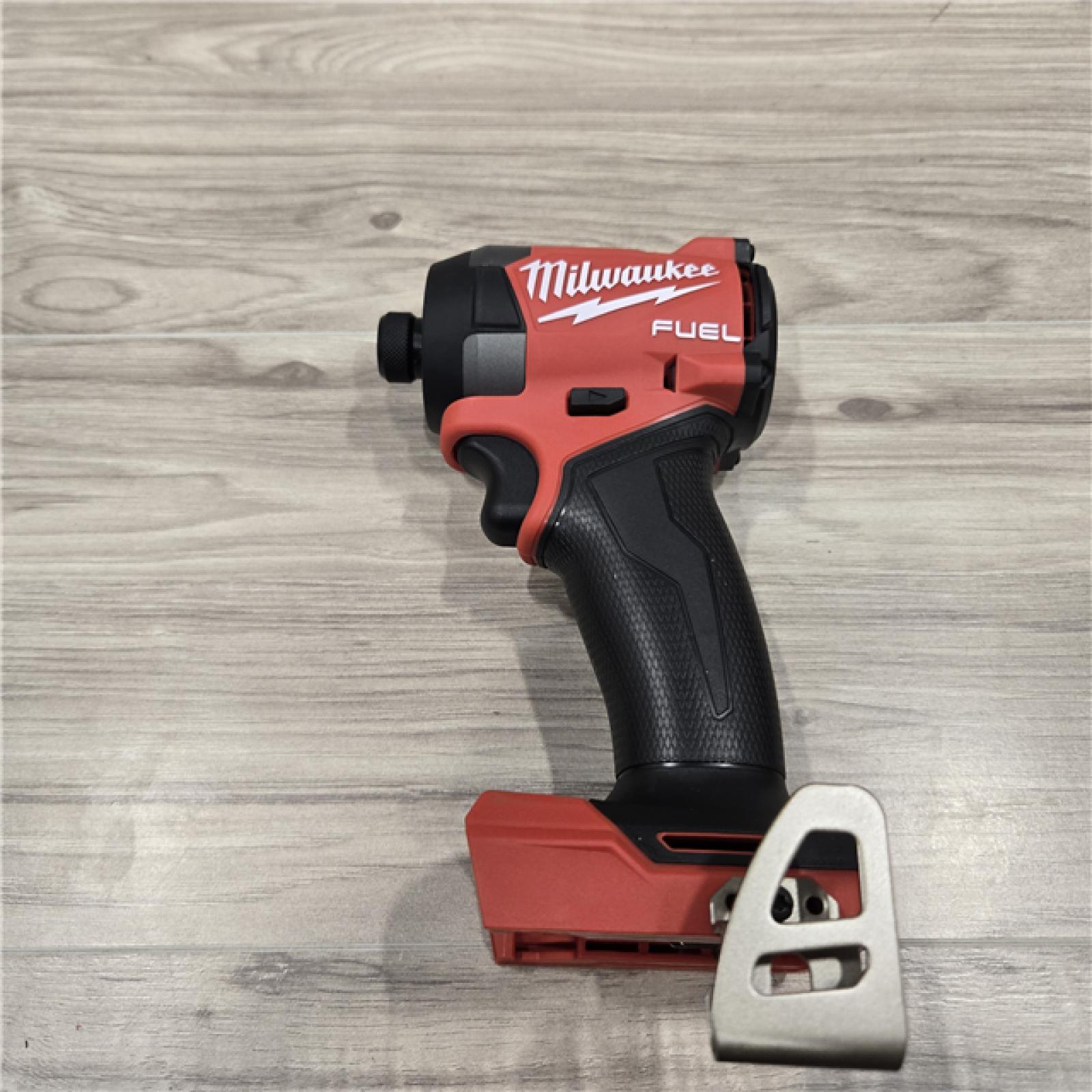 LIKE NEW! - Milwaukee 2953-22 M18 FUEL Hex Impact Driver Kit