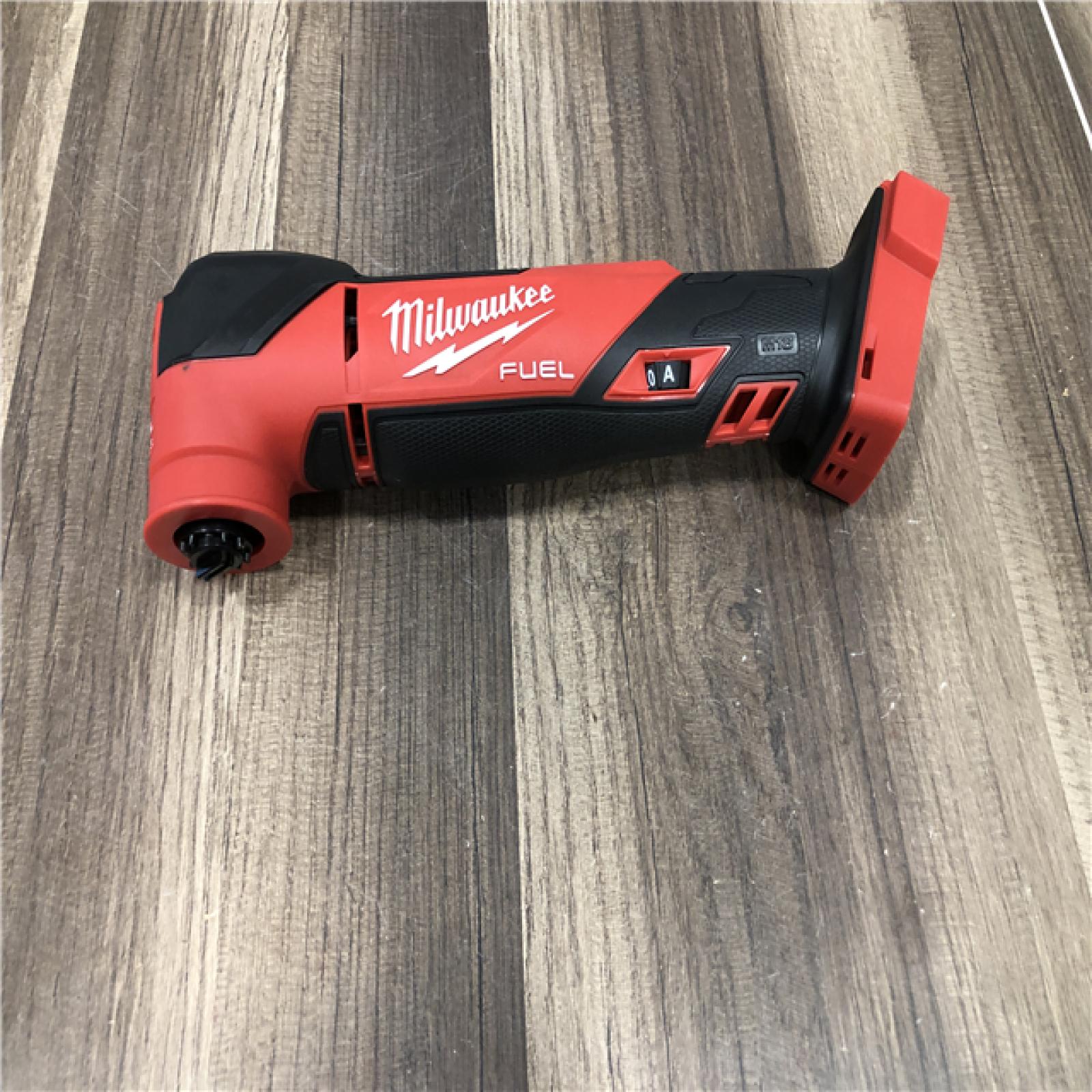 AS-IS Milwaukee FUEL 18V Lithium-Ion Cordless Brushless Oscillating Multi-Tool (Tool-Only)