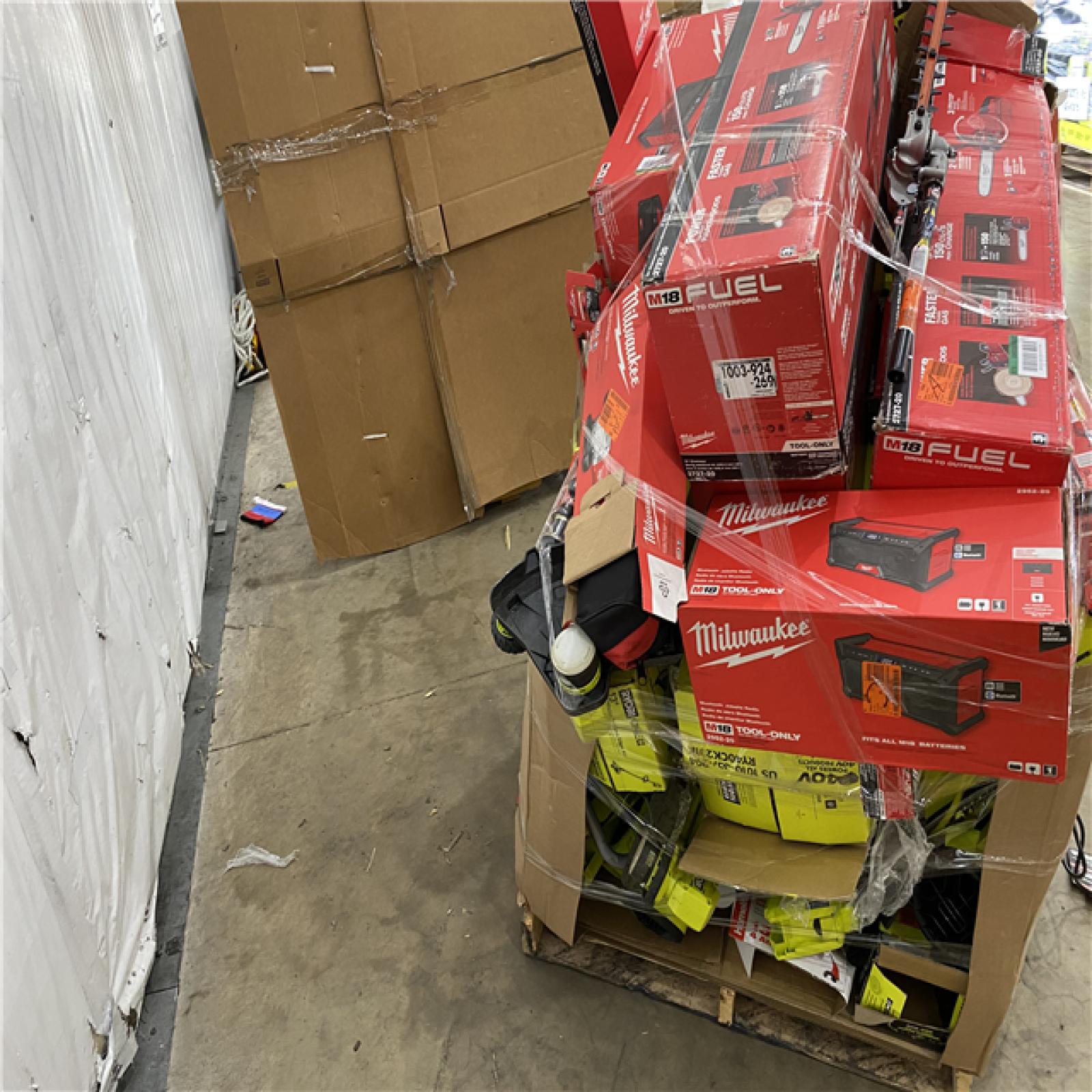 Houston Location AS IS - Tool Pallet