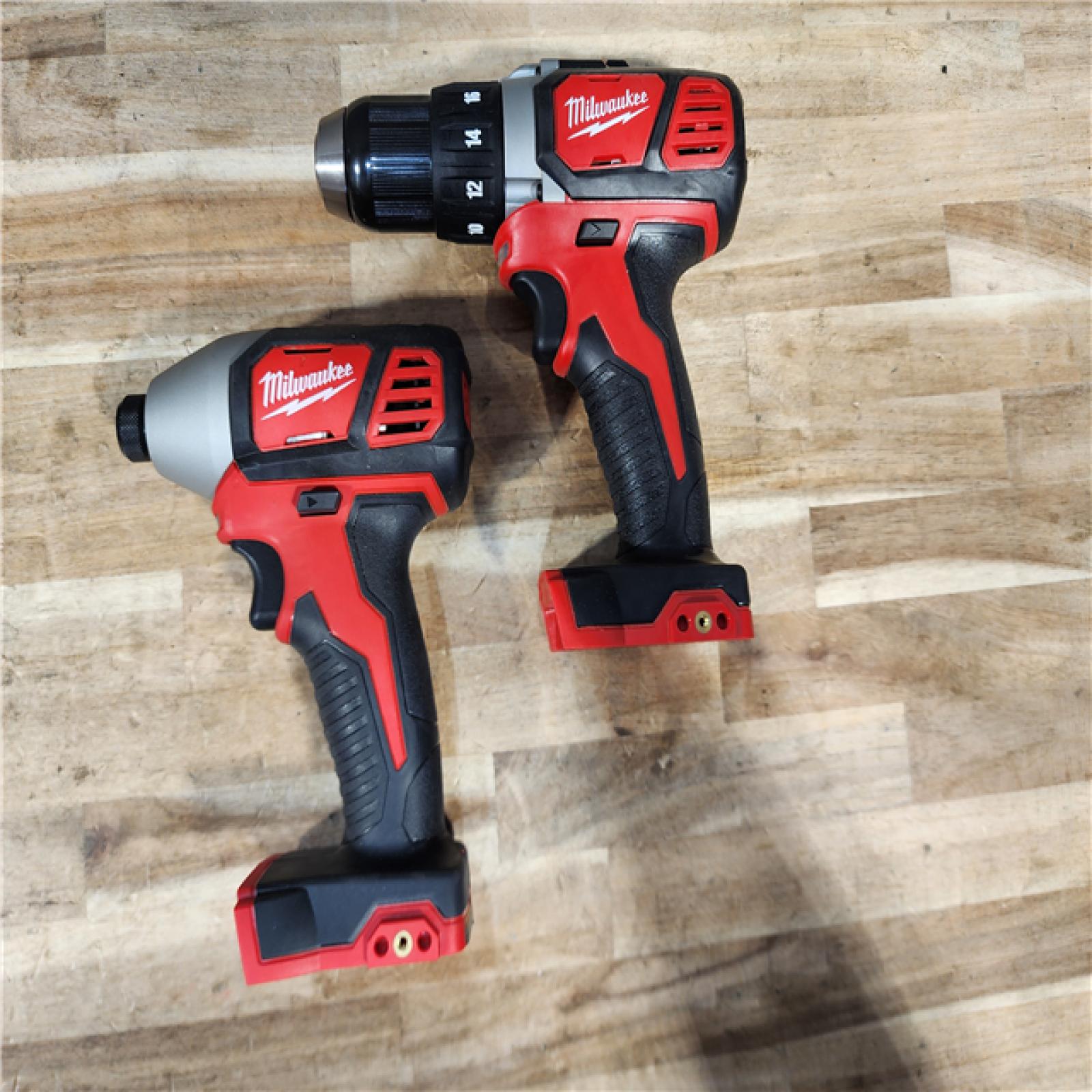 HOUSTON LOCATION - AS-IS Milwaukee 18V Lithium-Ion Cordless Drill Driver/Impact Driver Combo Kit