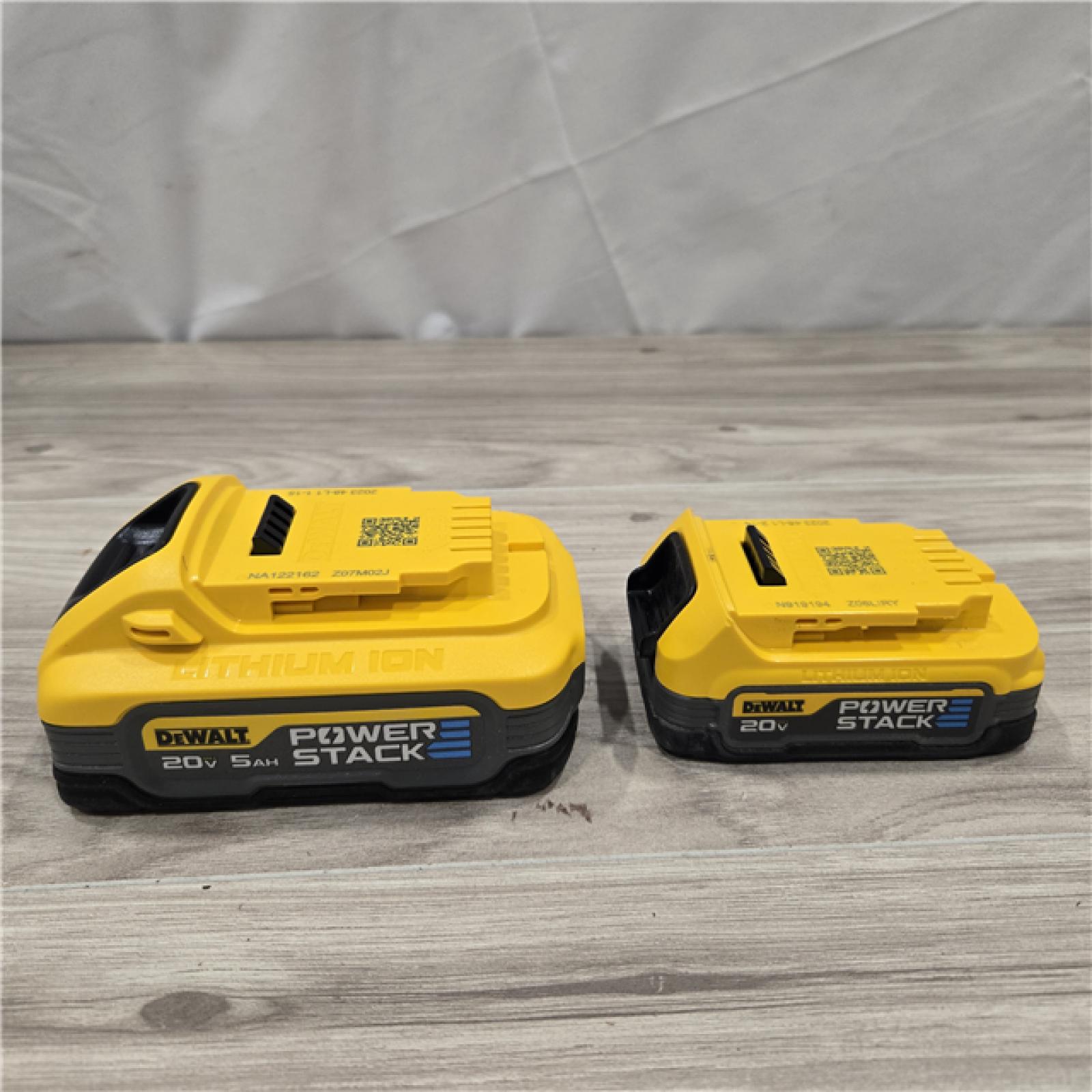 AS-IS Dewalt 20V MAX POWERSTACK Lithium-Ion Batteries and Charger Starter Kit- DCBP315-2C