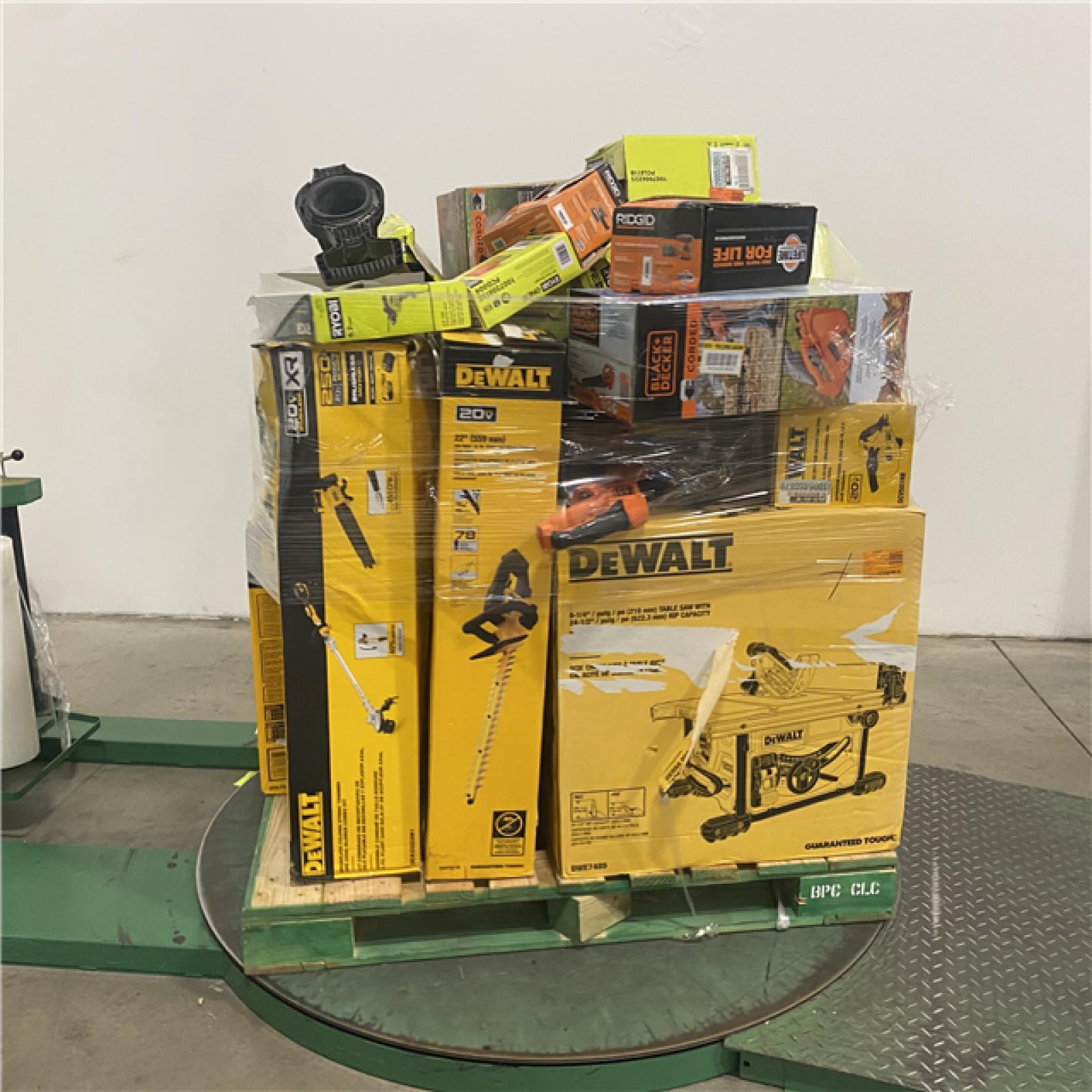 Dallas Location - As-Is Tool Pallet