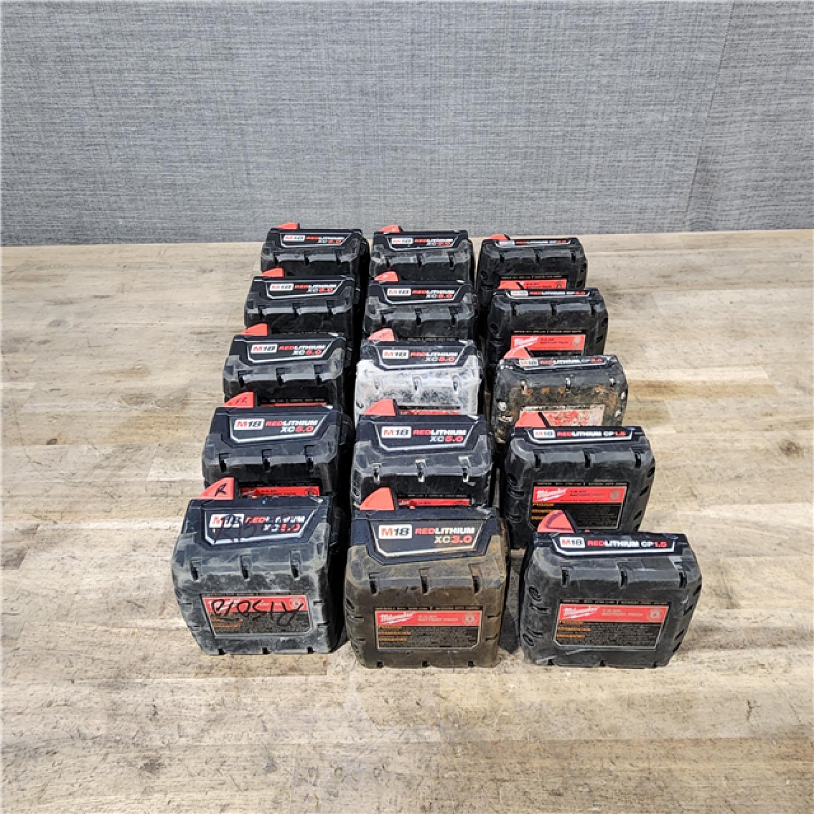 HOUSTON LOCATION - AS-IS MILWAUKEE BATTERY PACK QTY - 15