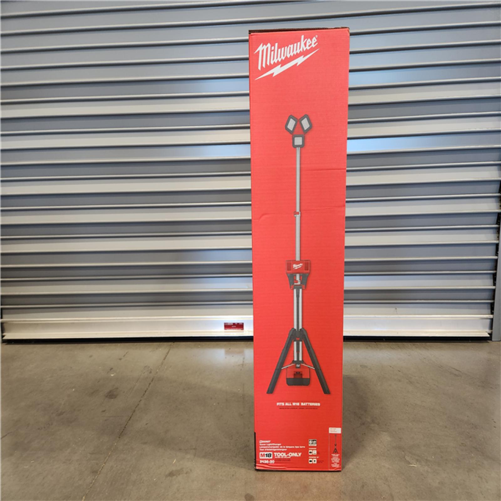 NEW- M18 18-Volt Lithium-Ion Cordless 6 000 Lumens Rocket Dual Power Tower Light with Charger (Tool-Only)