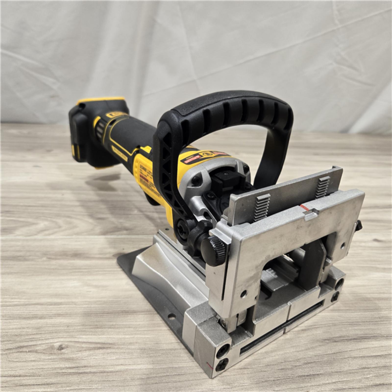 AS-IS DeWalt 20V MAX XR Cordless Biscuit Joiner Tool Only