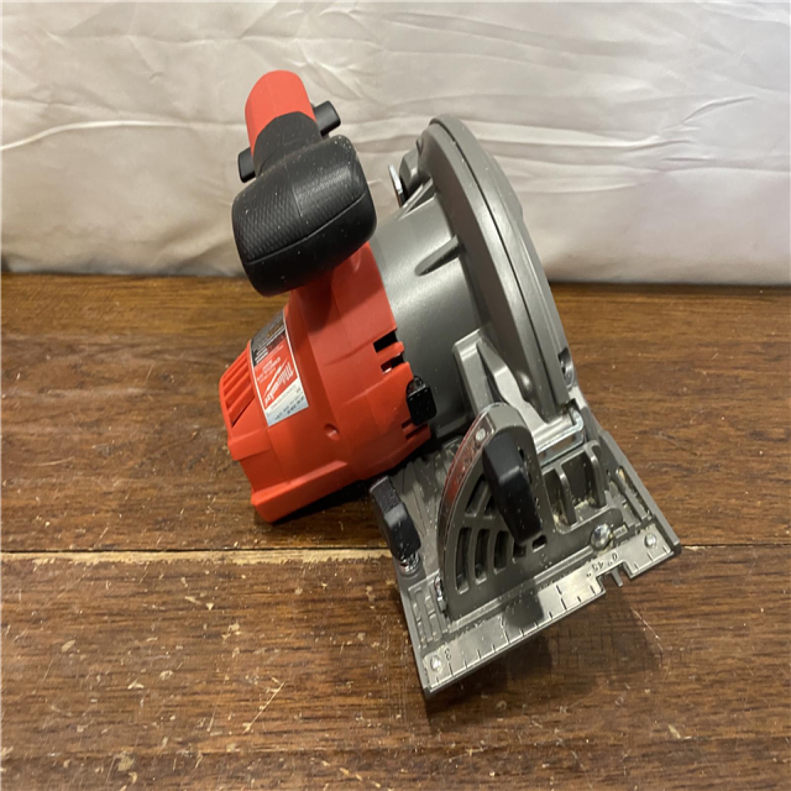 AS-IS Milwaukee 2530-20 - M12 Fuel 5-1/2  12V Cordless Brushless Circular Saw Bare Tool
