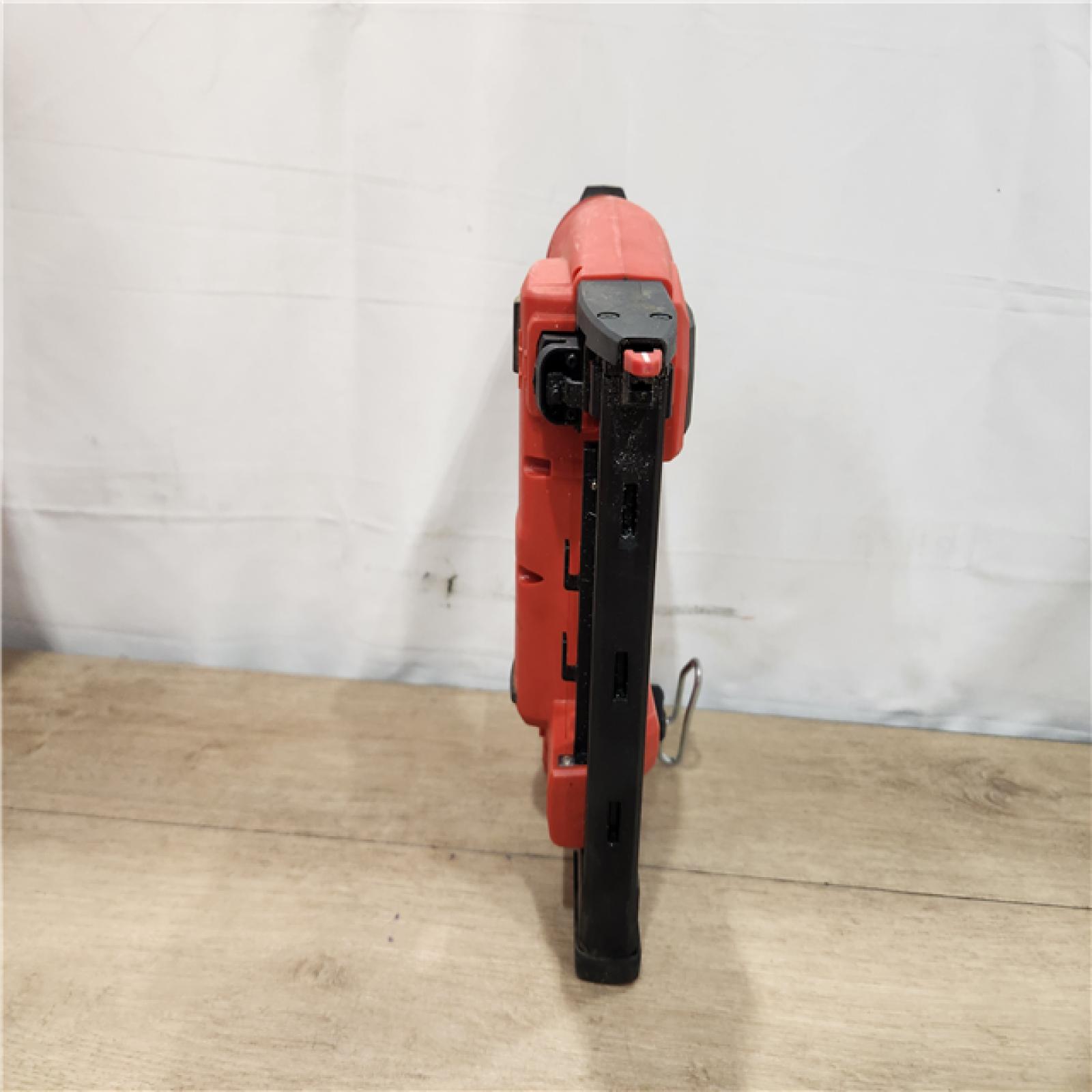 AS-IS- Milwaukee FUEL 18-Volt Lithium-Ion Brushless Cordless 18-Gauge 1/4 in. Narrow Crown Stapler (Tool-Only)