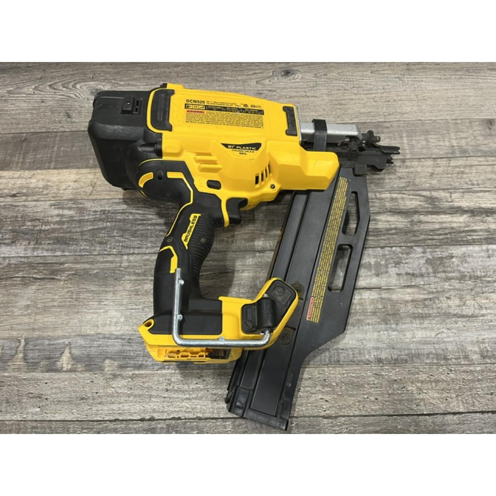 AS-IS DEWALT 20-Volt 21° Cordless Framing Nailer (Tool-Only)