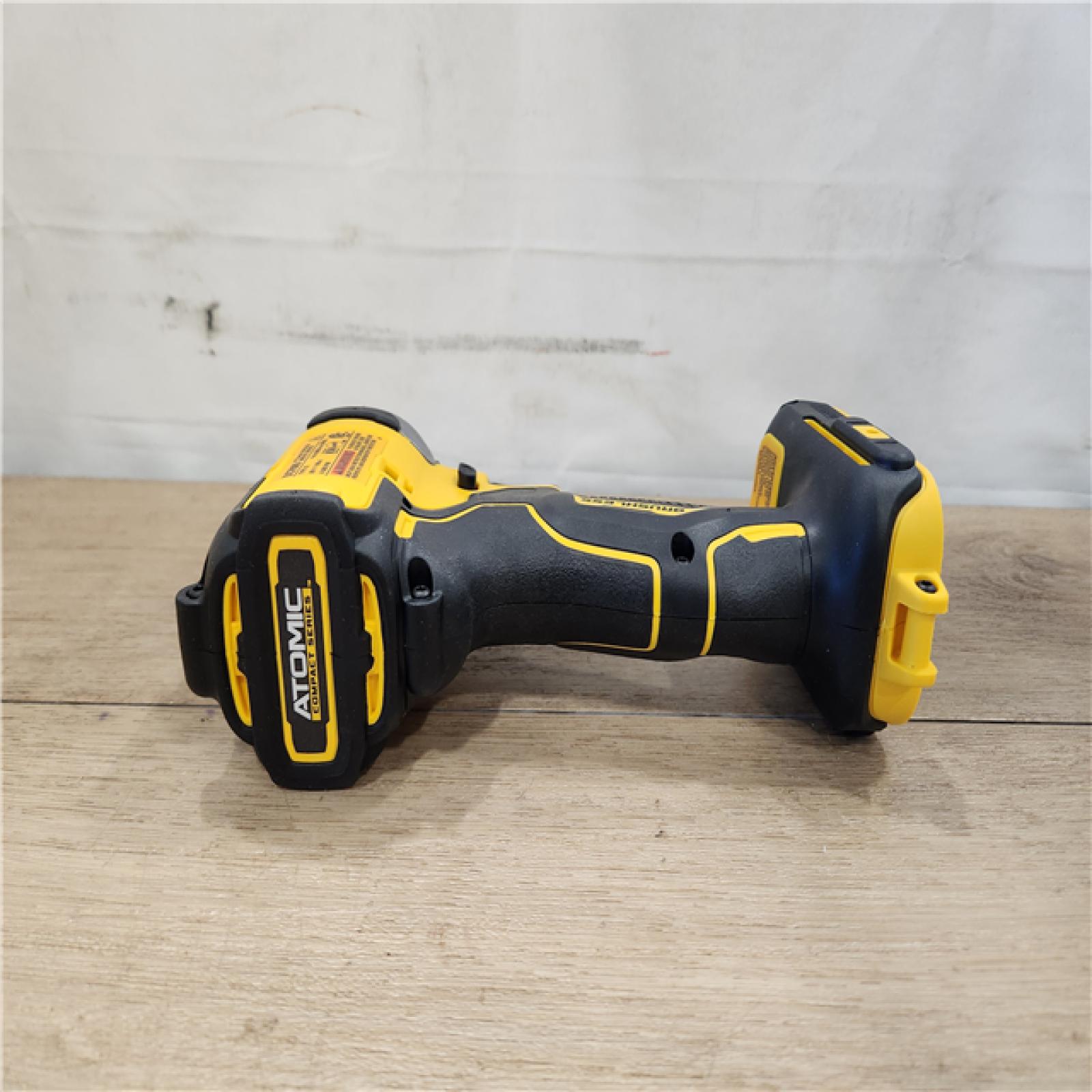 AS-IS- Dewalt DCF809 20V MAX Brushless Impact Driver – Tool Only