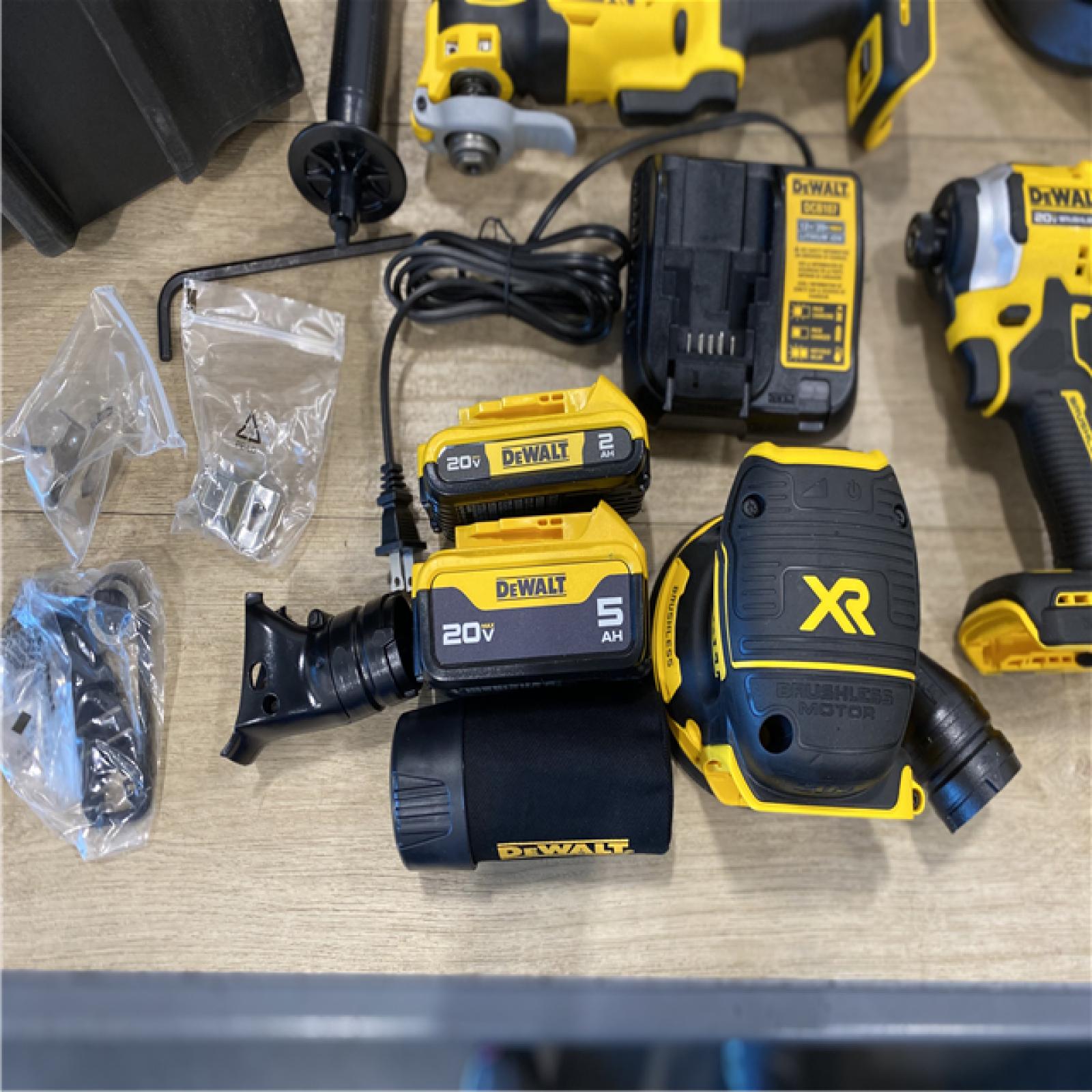 AS-IS DEWALT 20-Volt MAX ToughSystem Lithium-Ion 6-Tool Cordless Combo Kit