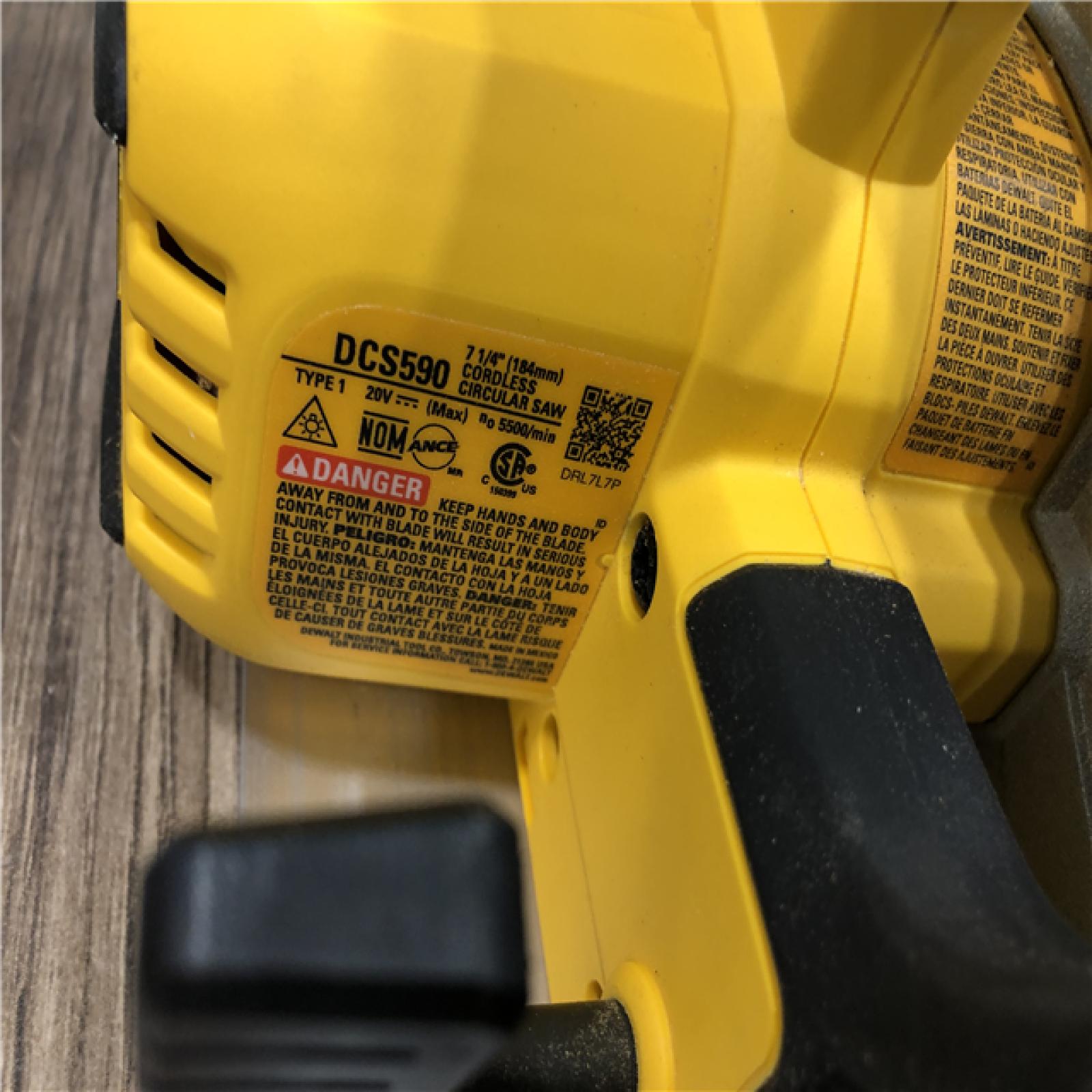 AS-IS DEWALT 20-Volt MAX 7-1/4 in. Cordless Circular Saw (Tool Only)