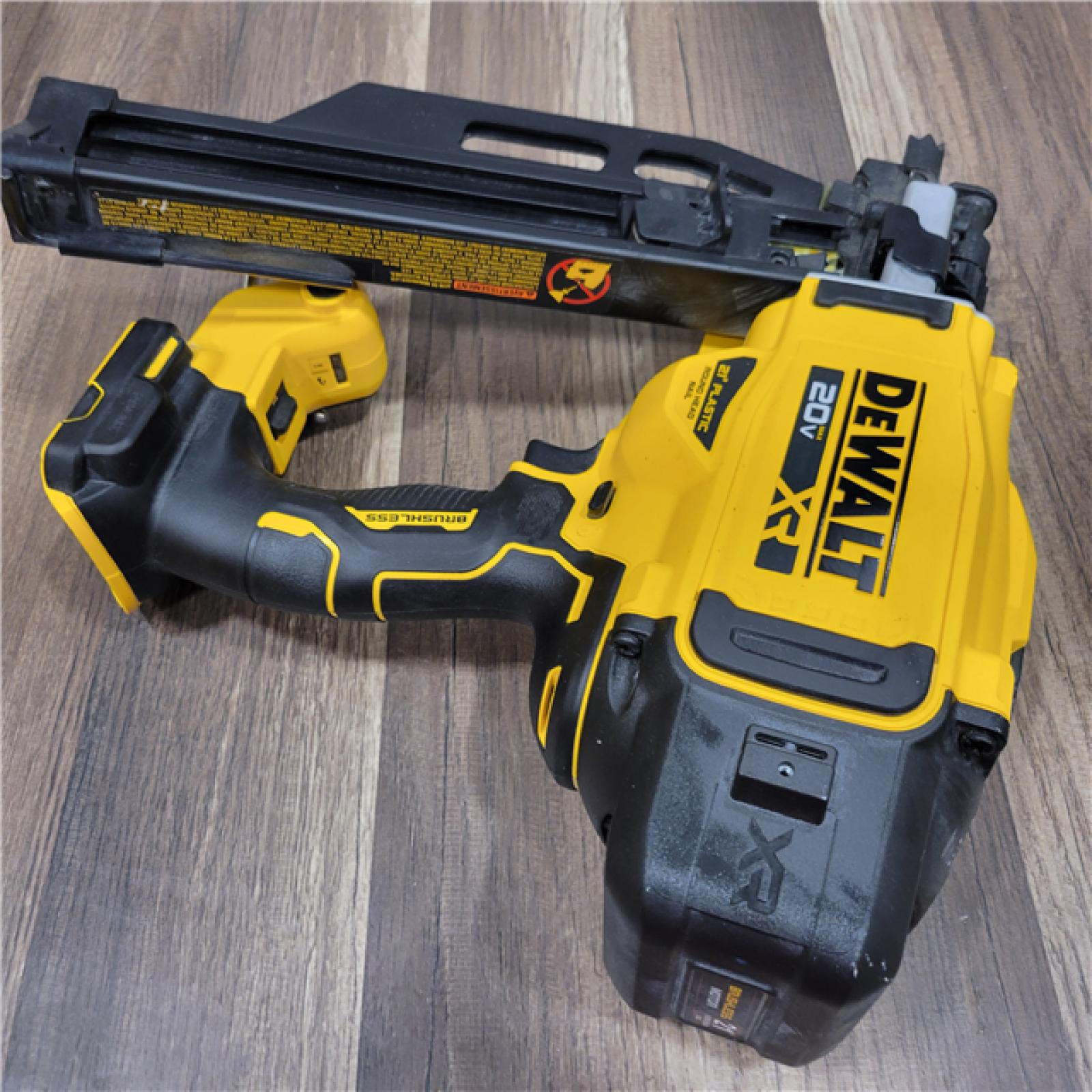 AS-IS DEWALT 20-Volt 21° Cordless Framing Nailer (Tool-Only)