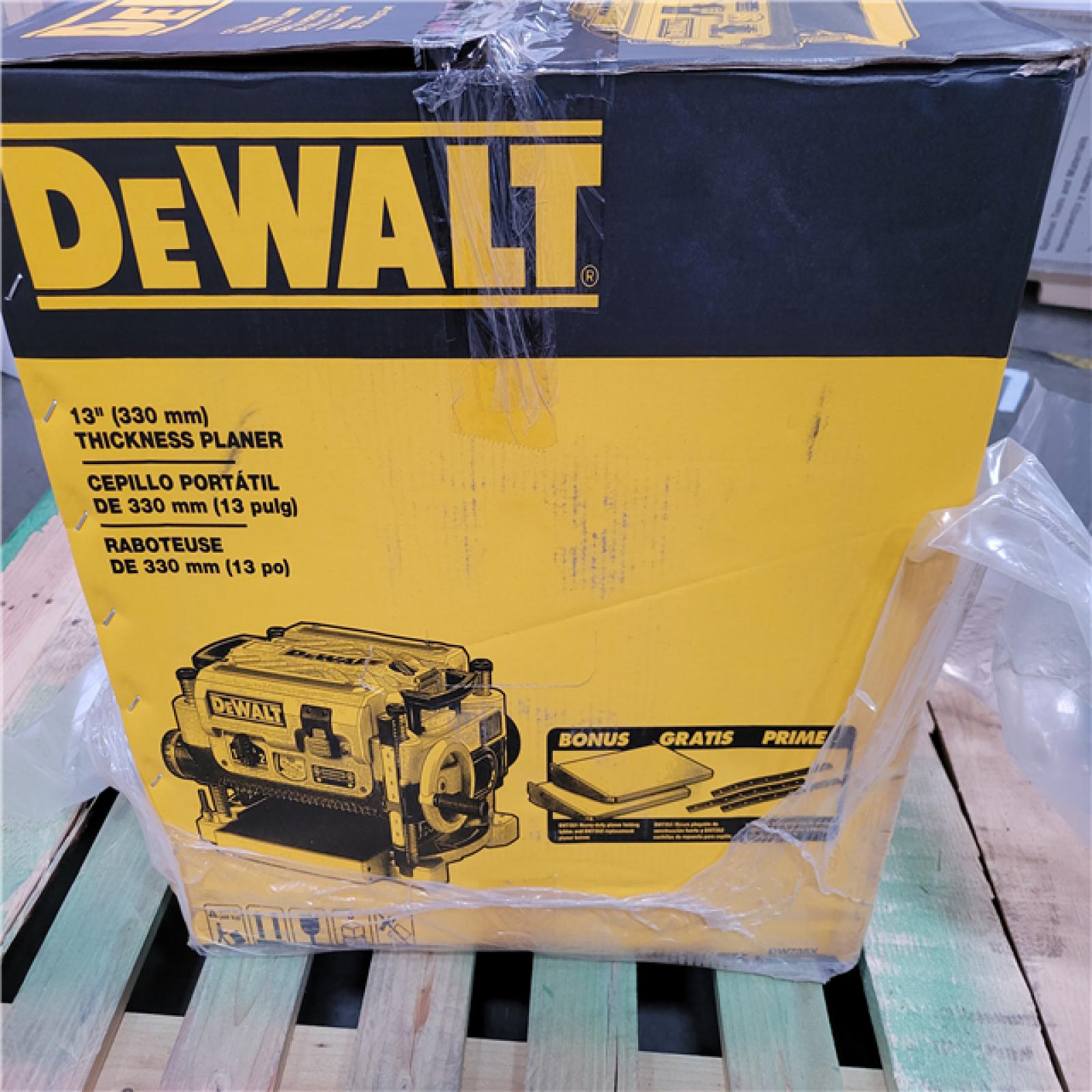 CALIFORNIA AS-IS DEWALT 13 (330mm) THICKNESS PLANER