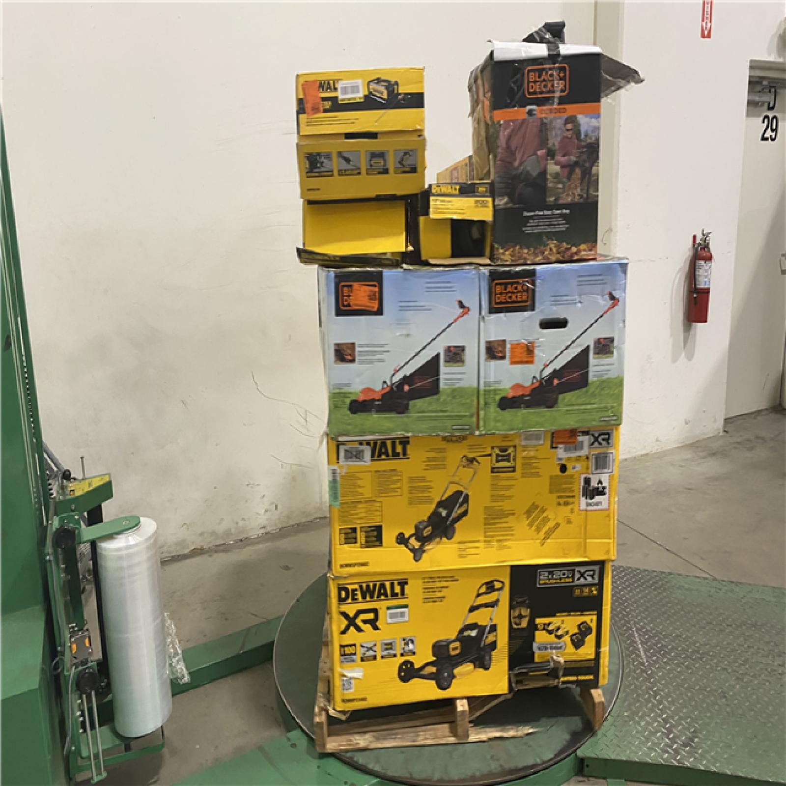 Dallas Location - As-Is DEWALT Tool Pallet