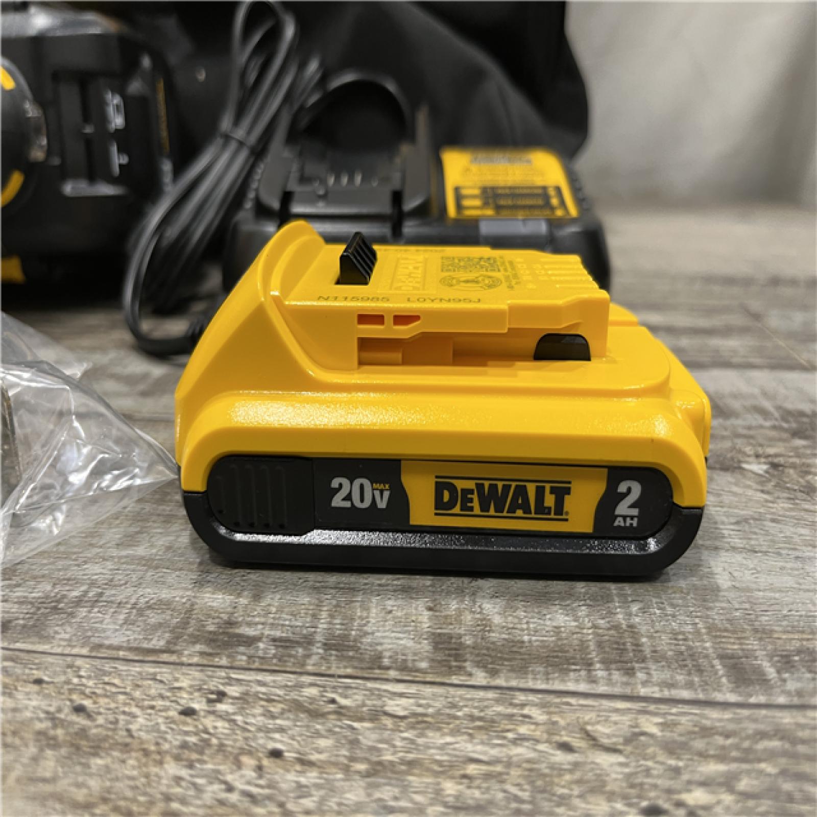 AS-IS DEWALT 20V MAX Lithium-Ion 15-Degree Electric Cordless Roofing Nailer Kit