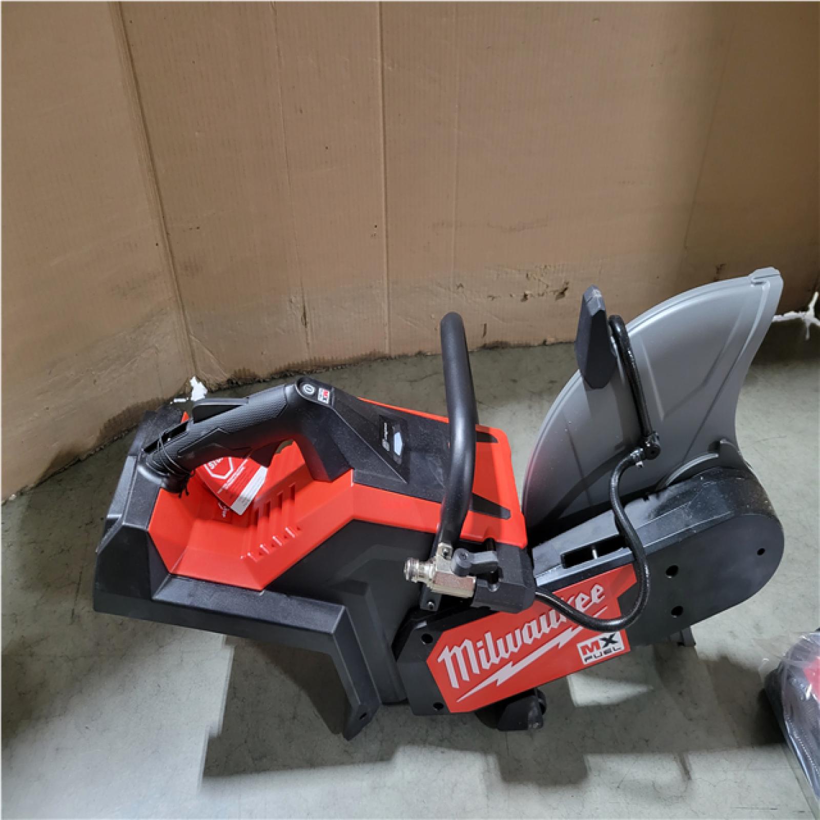 CALIFORNIA AS-IS MILWAUKEE MX FUEL 14 CUT-OFF SAW W/ RAPIDSTOP