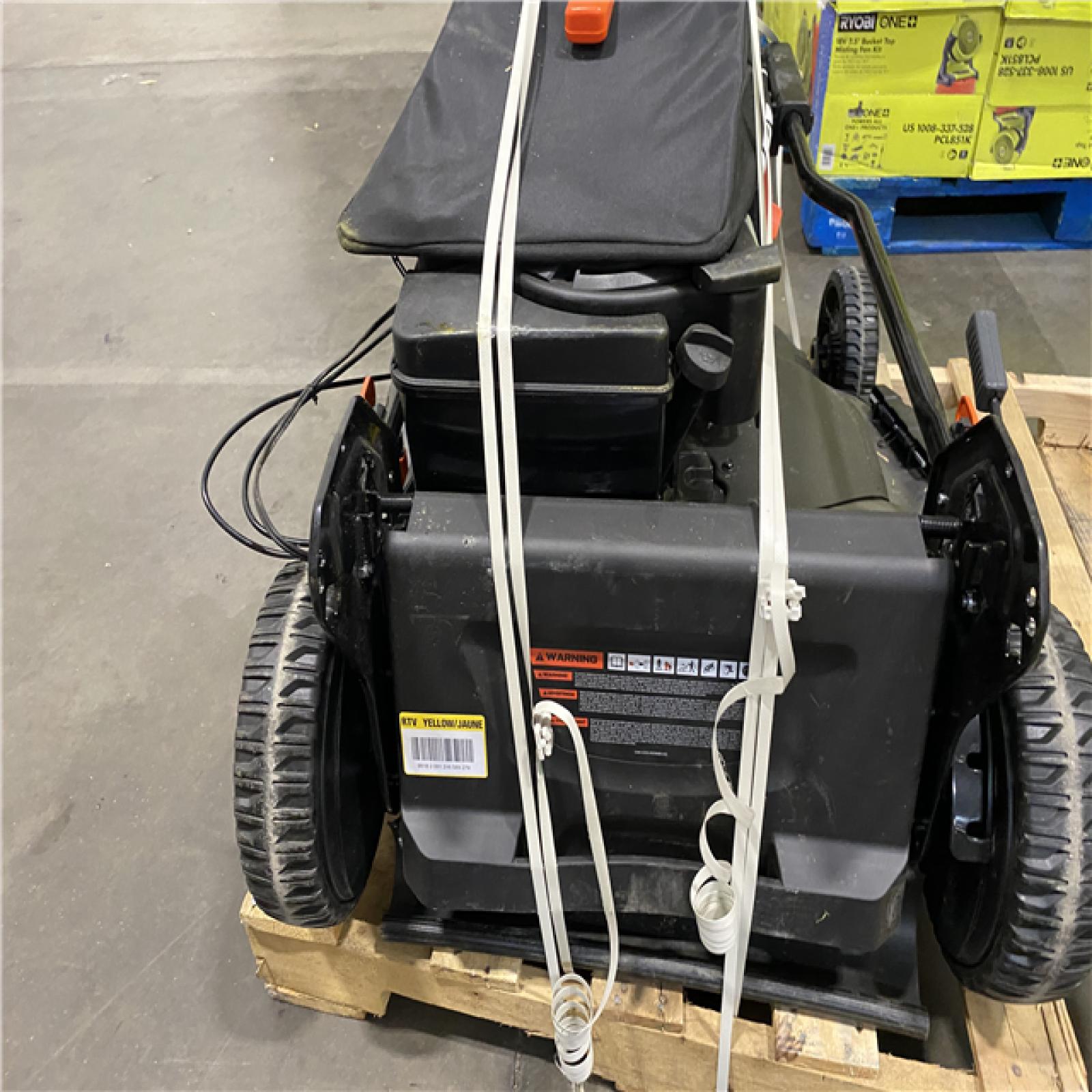 Dallas Location - As-Is ECHO 30 in. 223 CC  Gas Lawn Mower