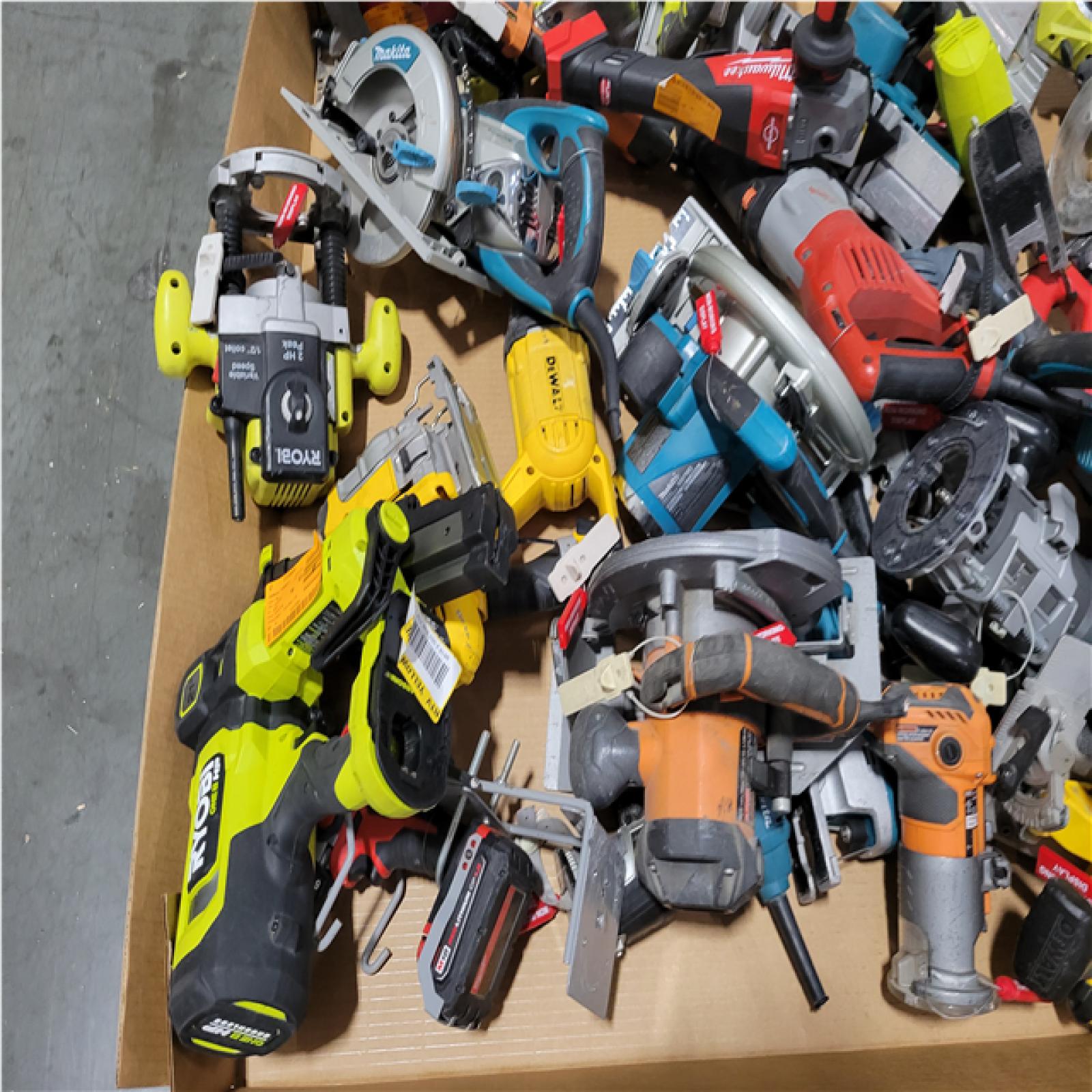 CALIFORNIA AS-IS MIXED DISPLAY TOOLS (CUT POWER CORDS)