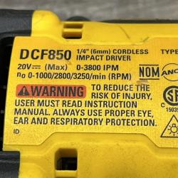 AS-IS DEWALT ATOMIC 20V MAX Lithium-Ion Cordless 1/4 in. Brushless Impact Driver Kit