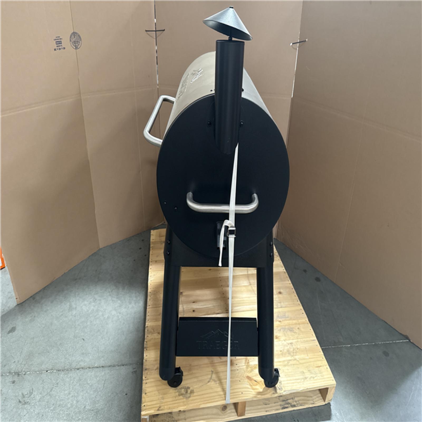 CALIFORNIA AS IS TRAEGER PRO 34 HOME IMPROVEMENT PALLET