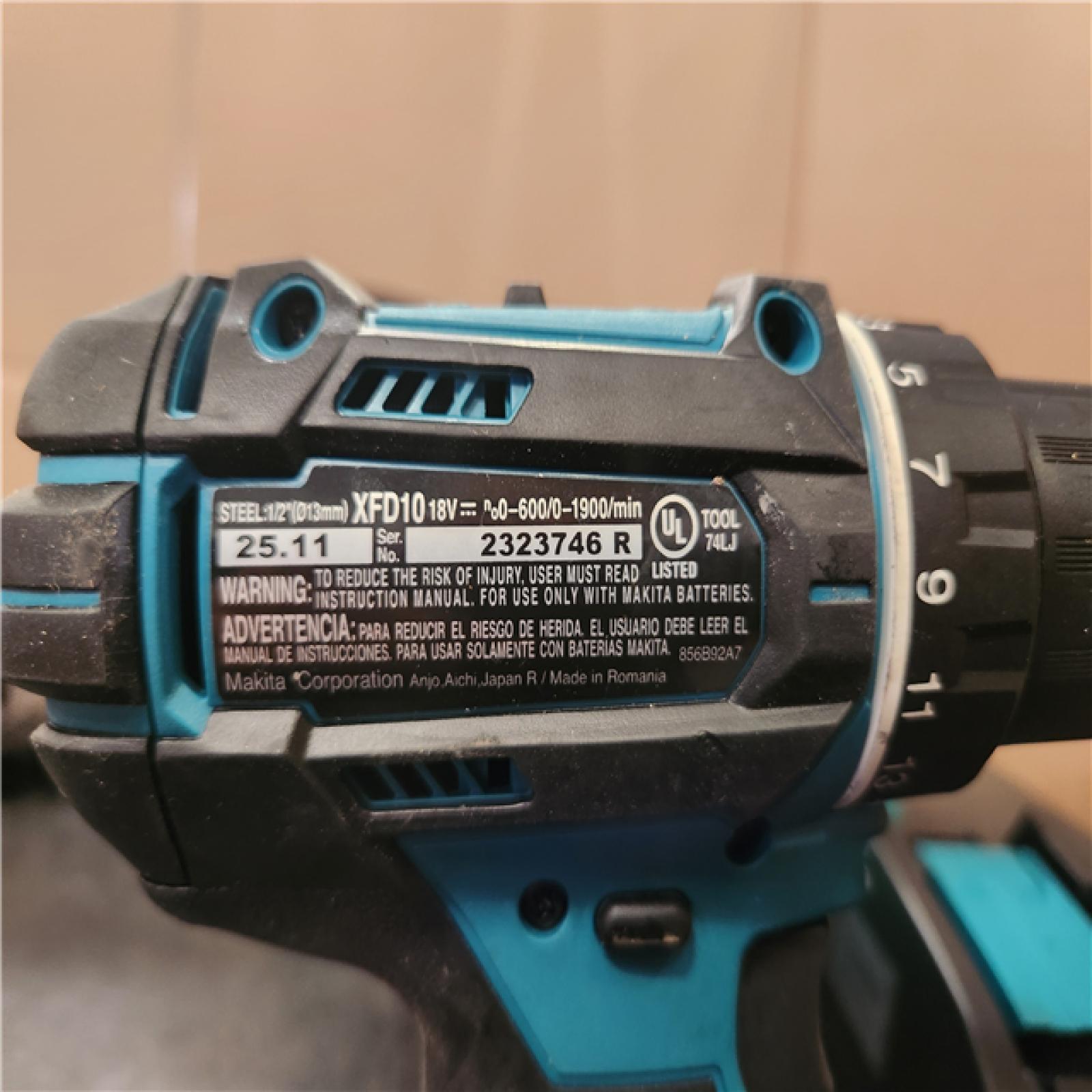Phoenix LIKE NEW Makita 18V LXT Lithium-Ion Cordless Compact 2-Piece Combo Kit 1.5 Ah (Driver-Drill/Impact Driver)
