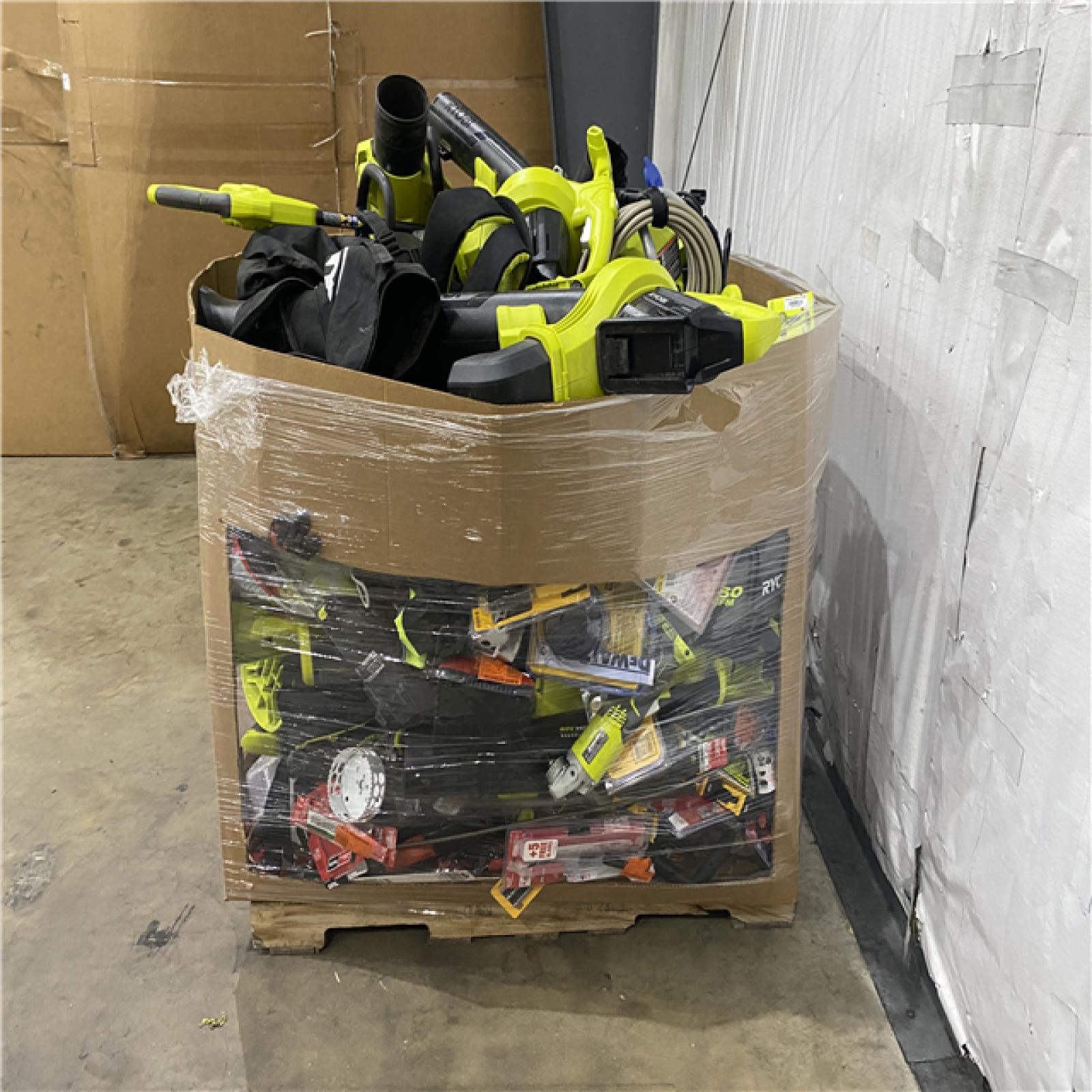 Houston Location AS IS - Tool Pallet