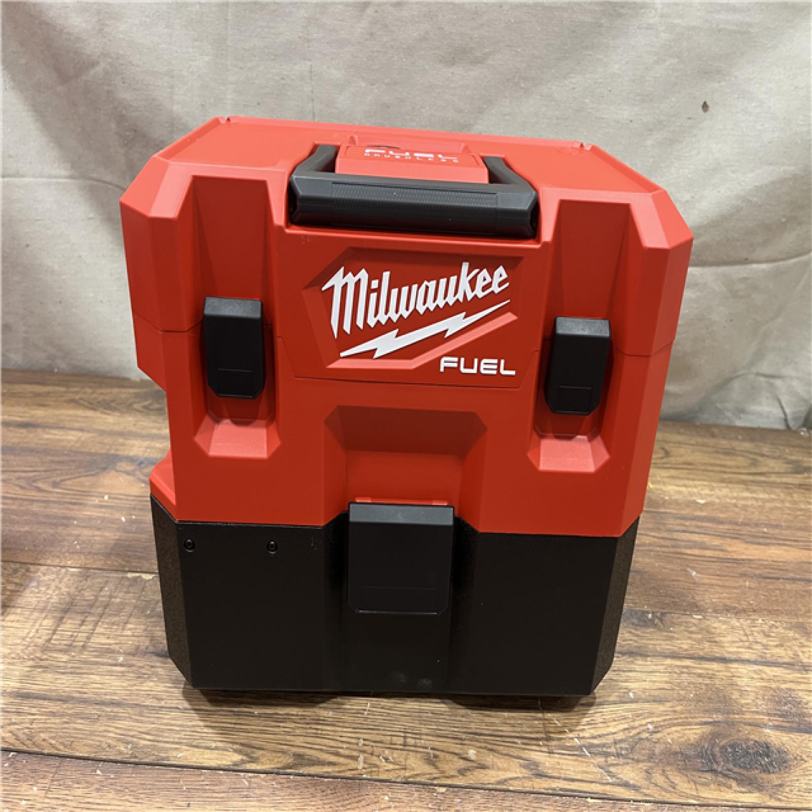 AS-IS Milwaukee M12 Cordless Shop Vacuum - Tool Only