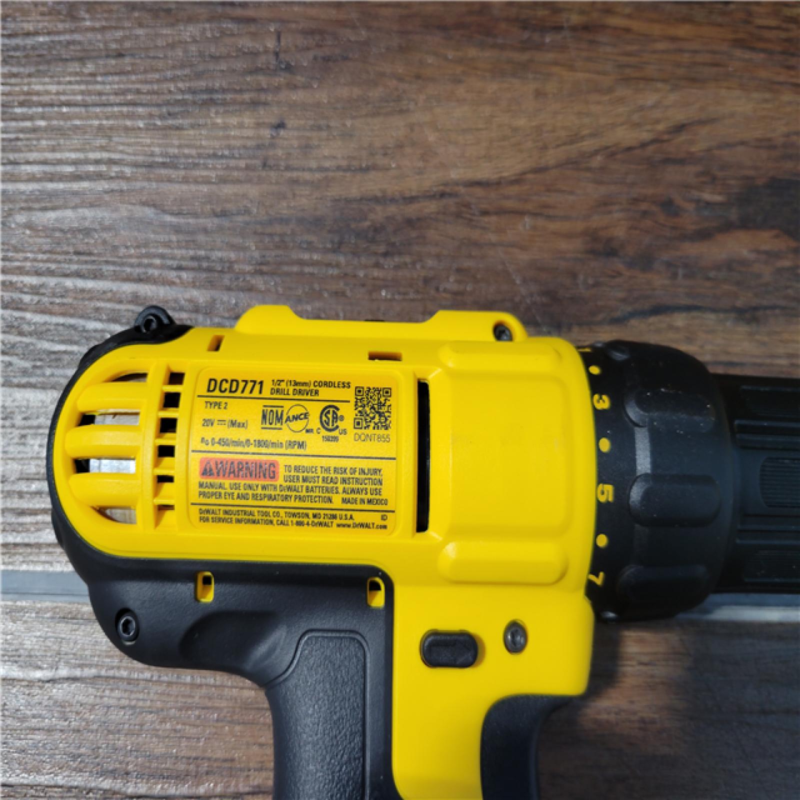 CALIFORNIA NEW DEWALT 9-TOOL COMBO KIT(BATTERIES,CHARGER,AND BAGS INCLUDED)