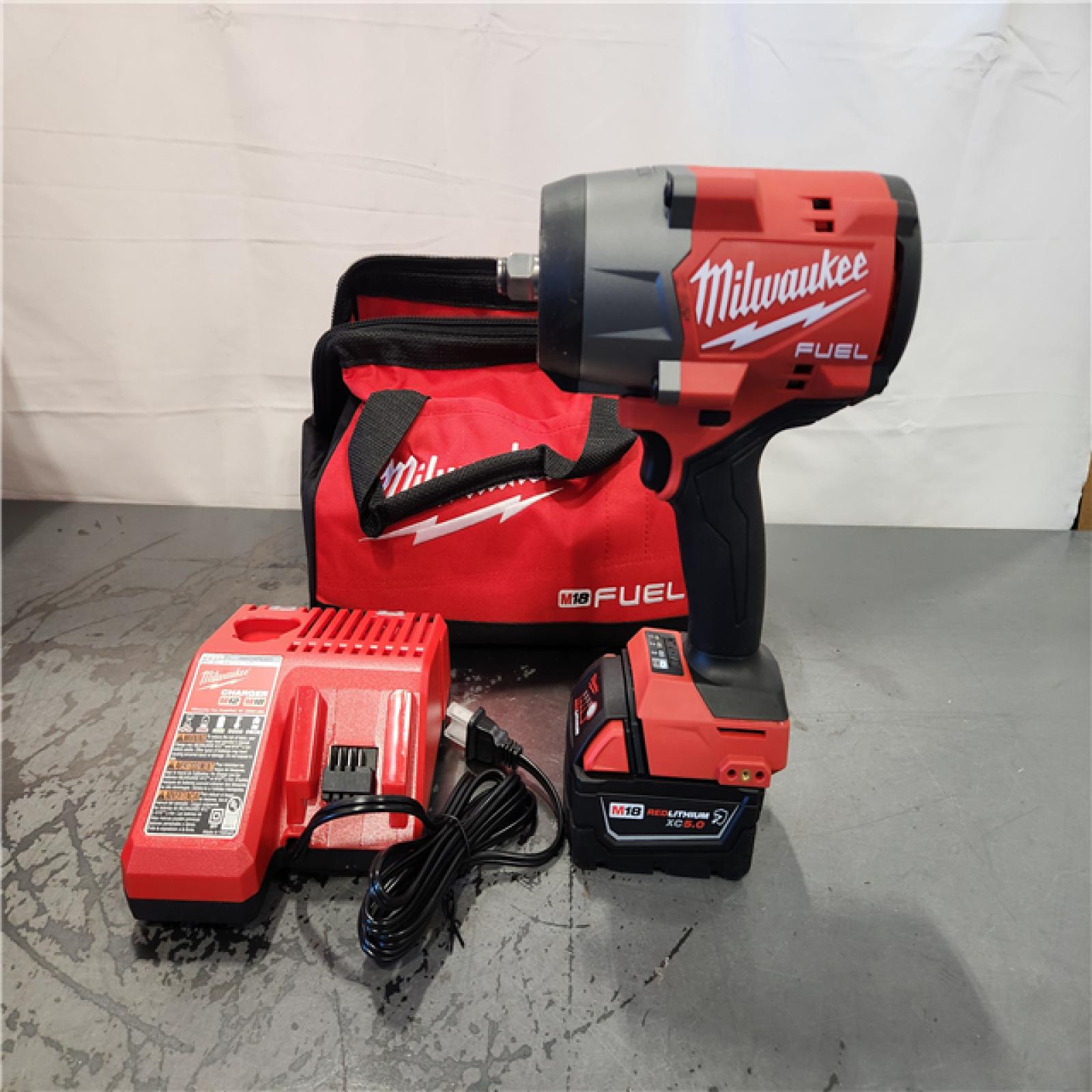 AS-IS- Milwaukee FUEL 18V Lithium-Ion Brushless Cordless 1/2 in. Impact Wrench w/Friction Ring Kit