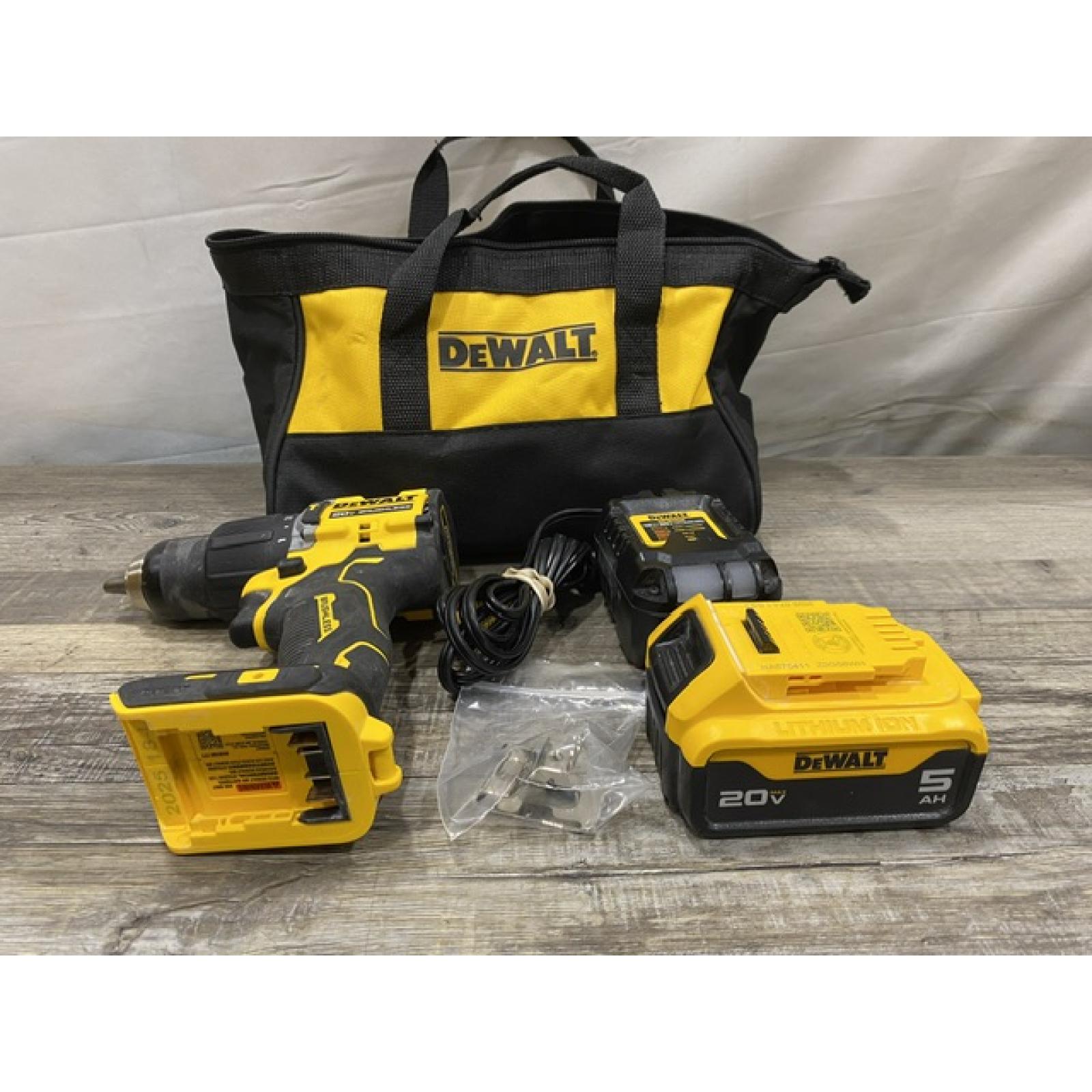AS-IS DEWALT ATOMIC 20V Lithium-Ion Cordless 1/2 in. Hammer Drill Kit