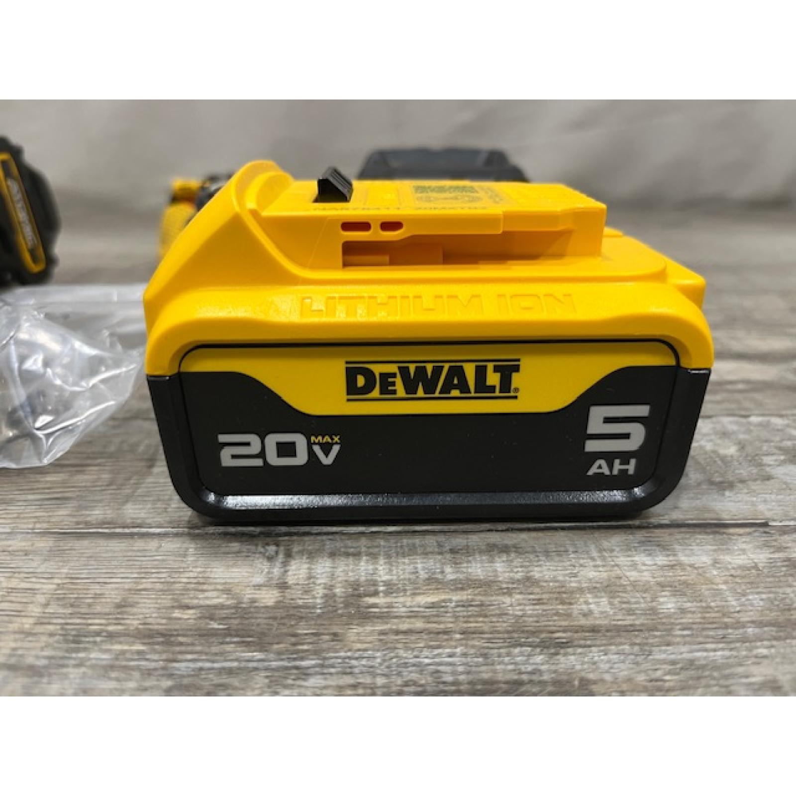 AS-IS DEWALT ATOMIC 20V Lithium-Ion Cordless 1/2 in. Hammer Drill Kit