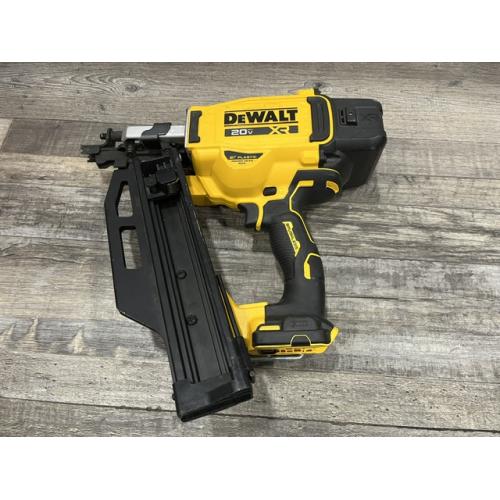 AS-IS DEWALT 20-Volt 21° Cordless Framing Nailer (Tool-Only)