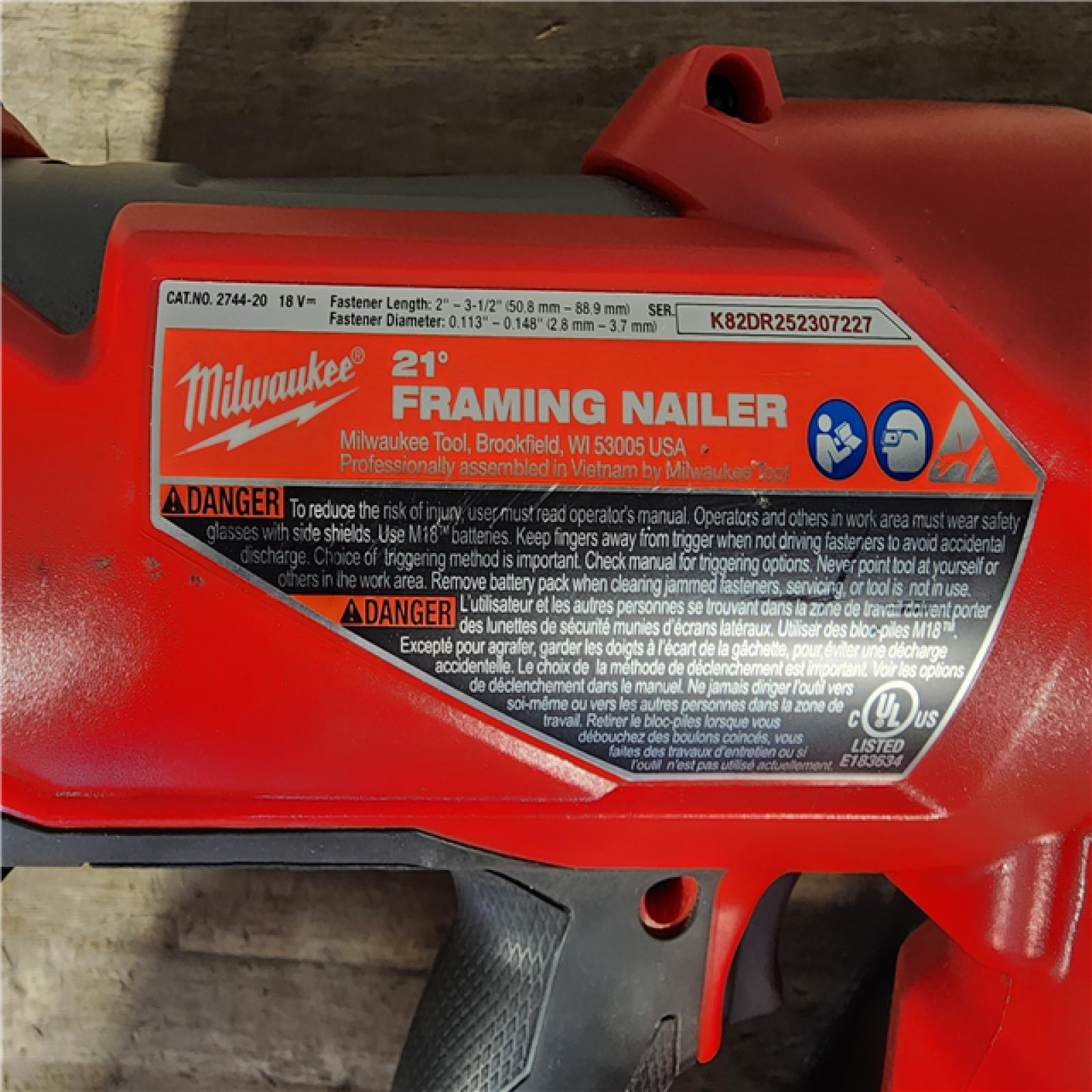 HOUSTON LOCATION - AS-IS Milwaukee 2744-20 M18 FUEL 3-1/2 in. 18V 21-Degree Lithium-Ion Brushless Cordless Framing Nailer (Tool-Only)