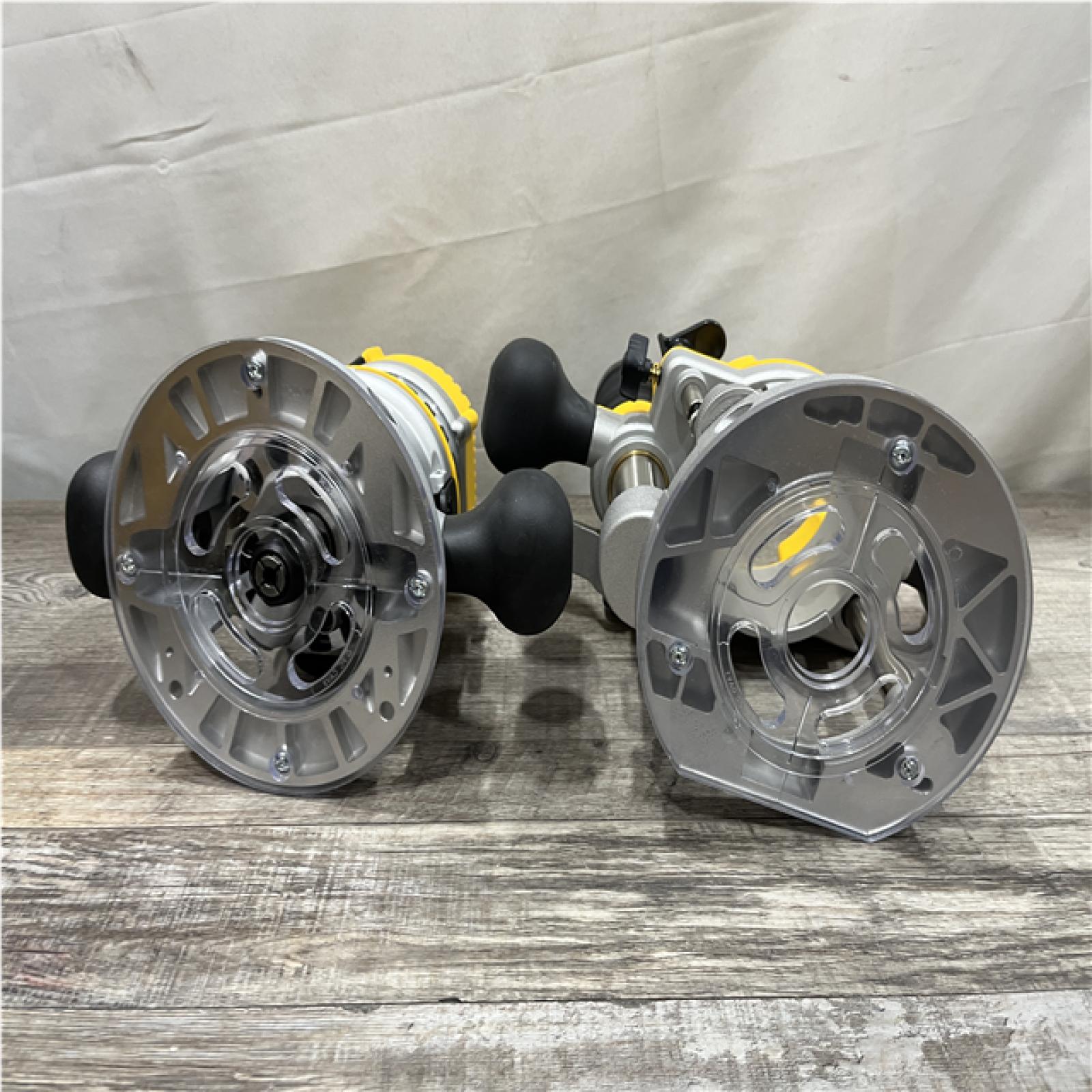 AS-IS DEWALT 12 Amp Corded 2-1/4 Horsepower Fixed and Plunge Base Router Kit
