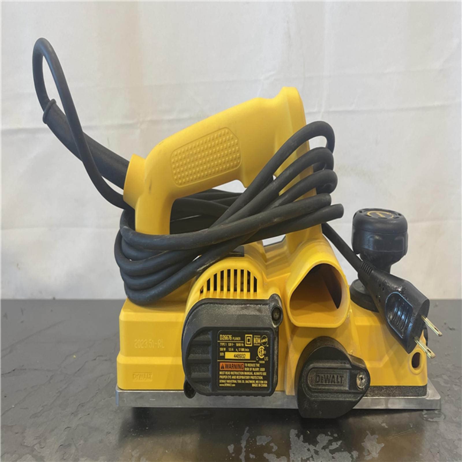 AS-IS- DEWALT 5.5 Amp 3-1/4 in. Portable Corded Hand Planer