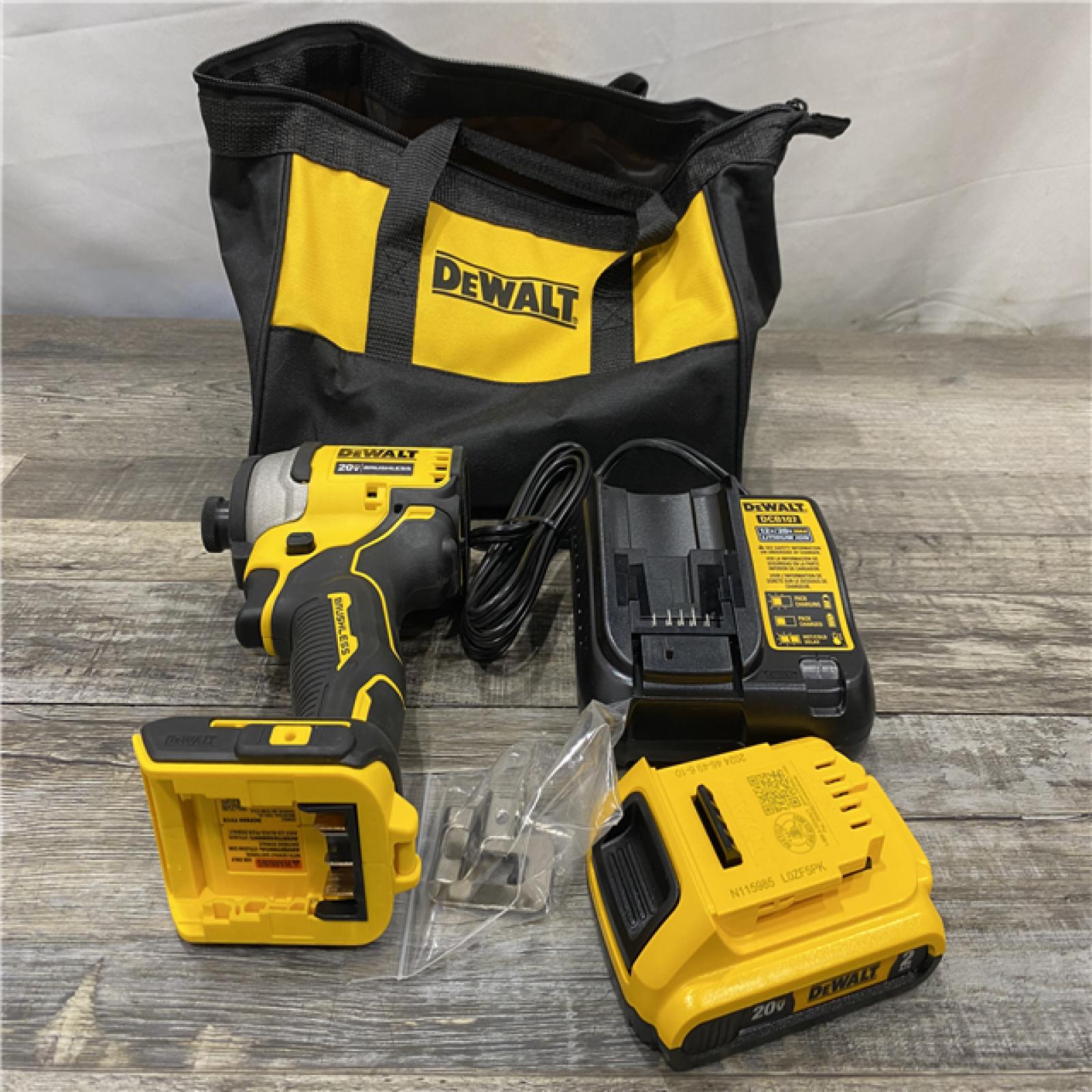 AS-IS DEWALT Atomic 20V Max Lithium-Ion Brushless Cordless Compact 1/4 in. Impact Driver Kit