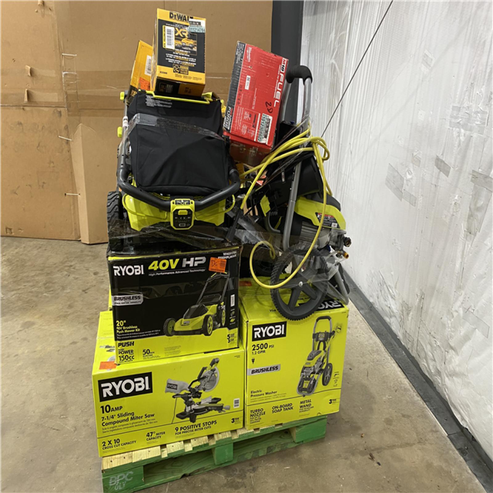 Houston Location AS IS - Tool Pallet