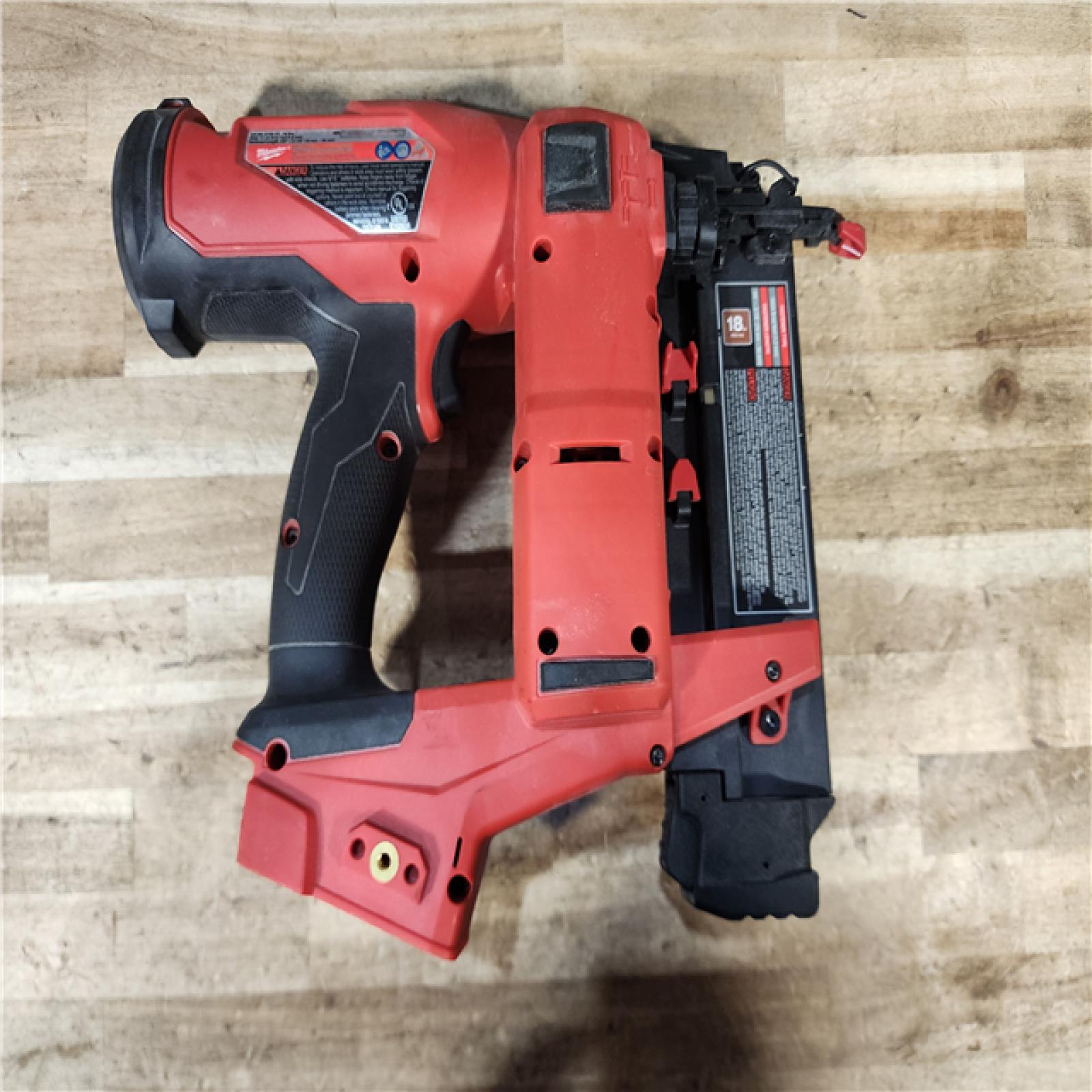 HOUSTON LOCATION - AS-IS Milwaukee FUEL 18-Volt Lithium-Ion Brushless Cordless Gen II 18-Gauge Brad Nailer (Tool-Only)