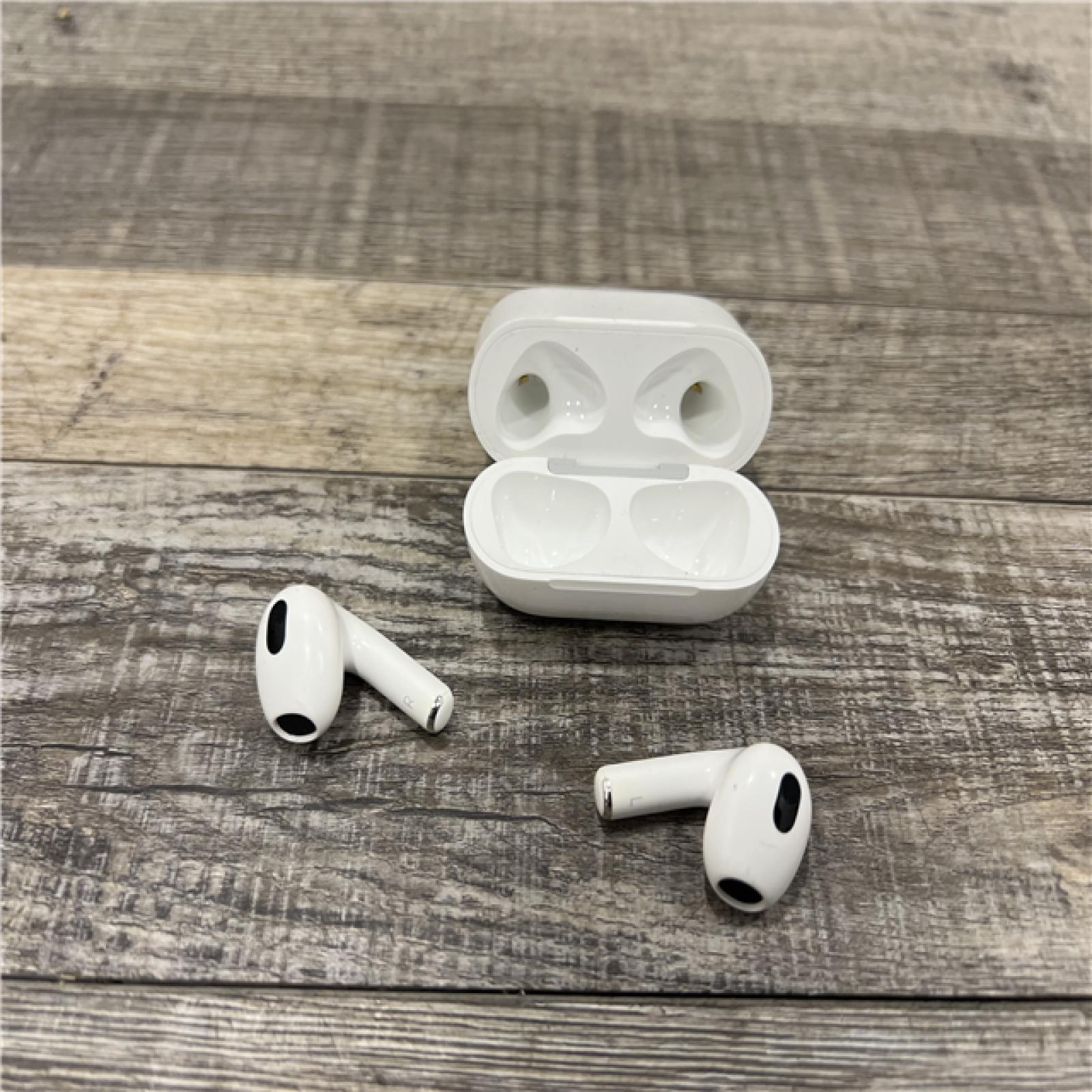 AS-IS AirPods (3rd Generation) with Lightning Charging Case