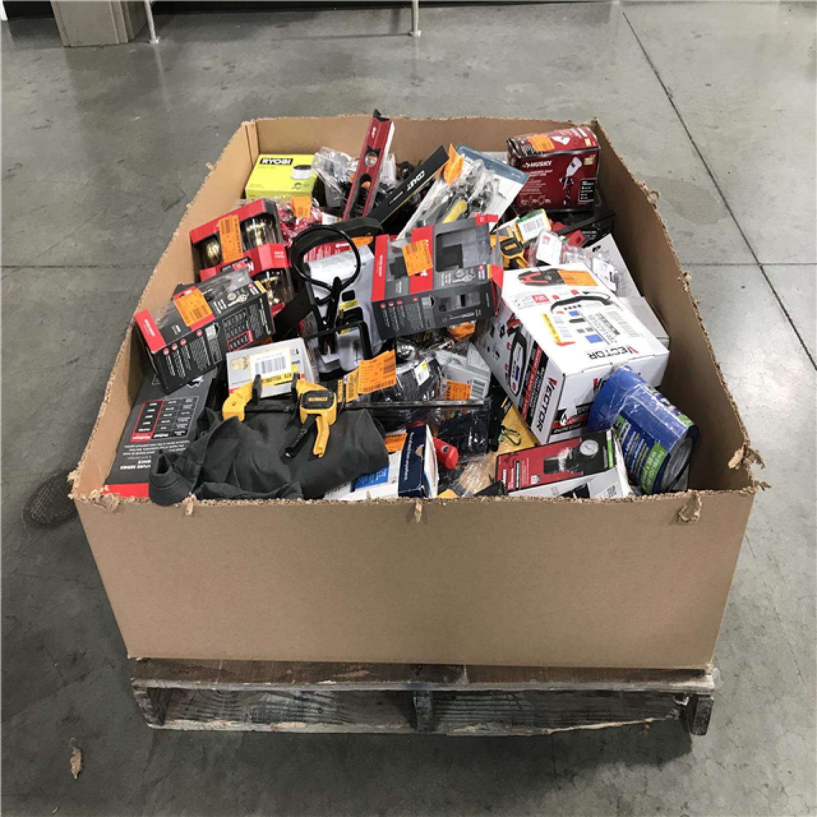 CALIFORNIA AS-IS HARDWARE & TOOL PALLET