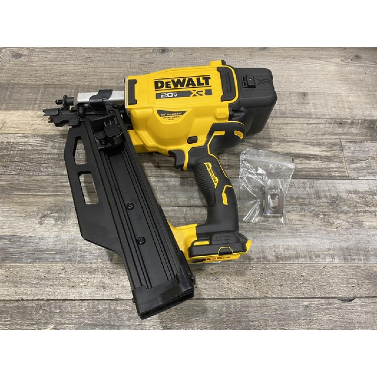 AS-IS DEWALT 20-Volt 21° Cordless Framing Nailer (Tool-Only)