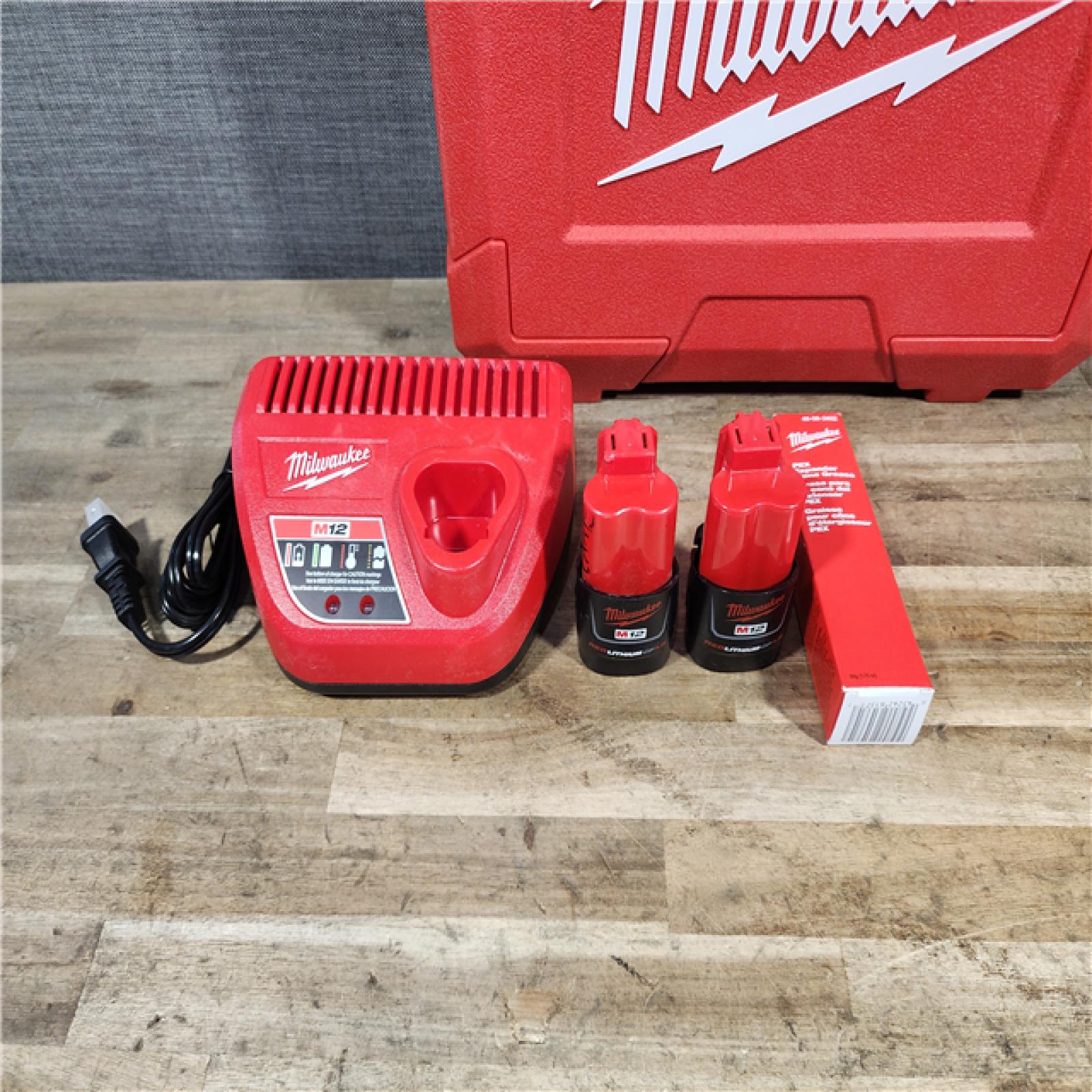 HOUSTON LOCATION - AS-IS M12 12-Volt Lithium-Ion Cordless PEX Expansion Tool Kit with (2) 1.5 Ah Batteries  (3) Expansion Heads and Hard Case