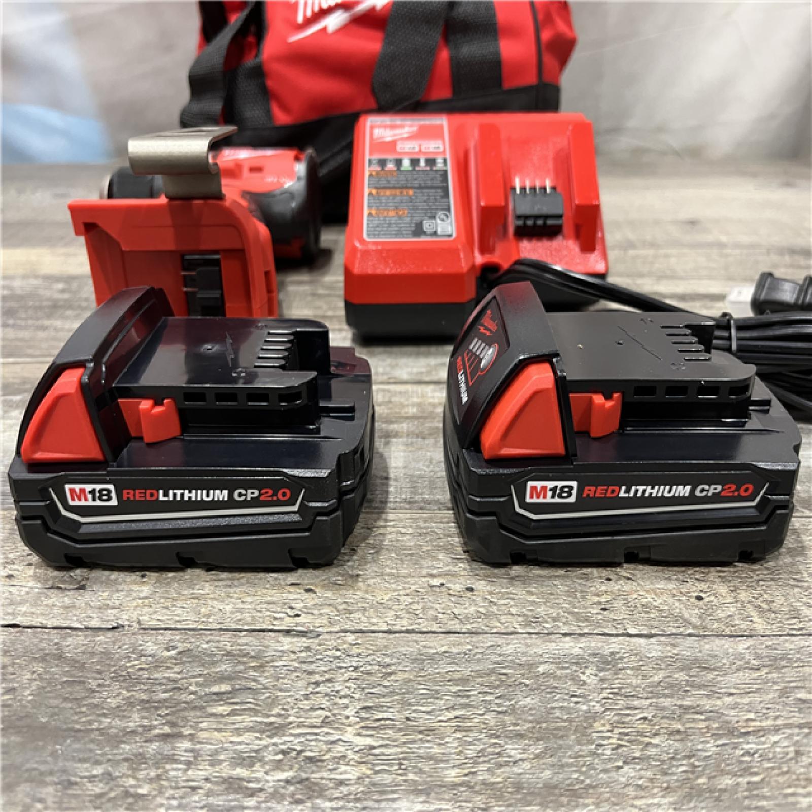 AS-IS Milwaukee 18V Lithium-Ion Brushless Cordless 1/2 in. Compact Drill/Driver Kit