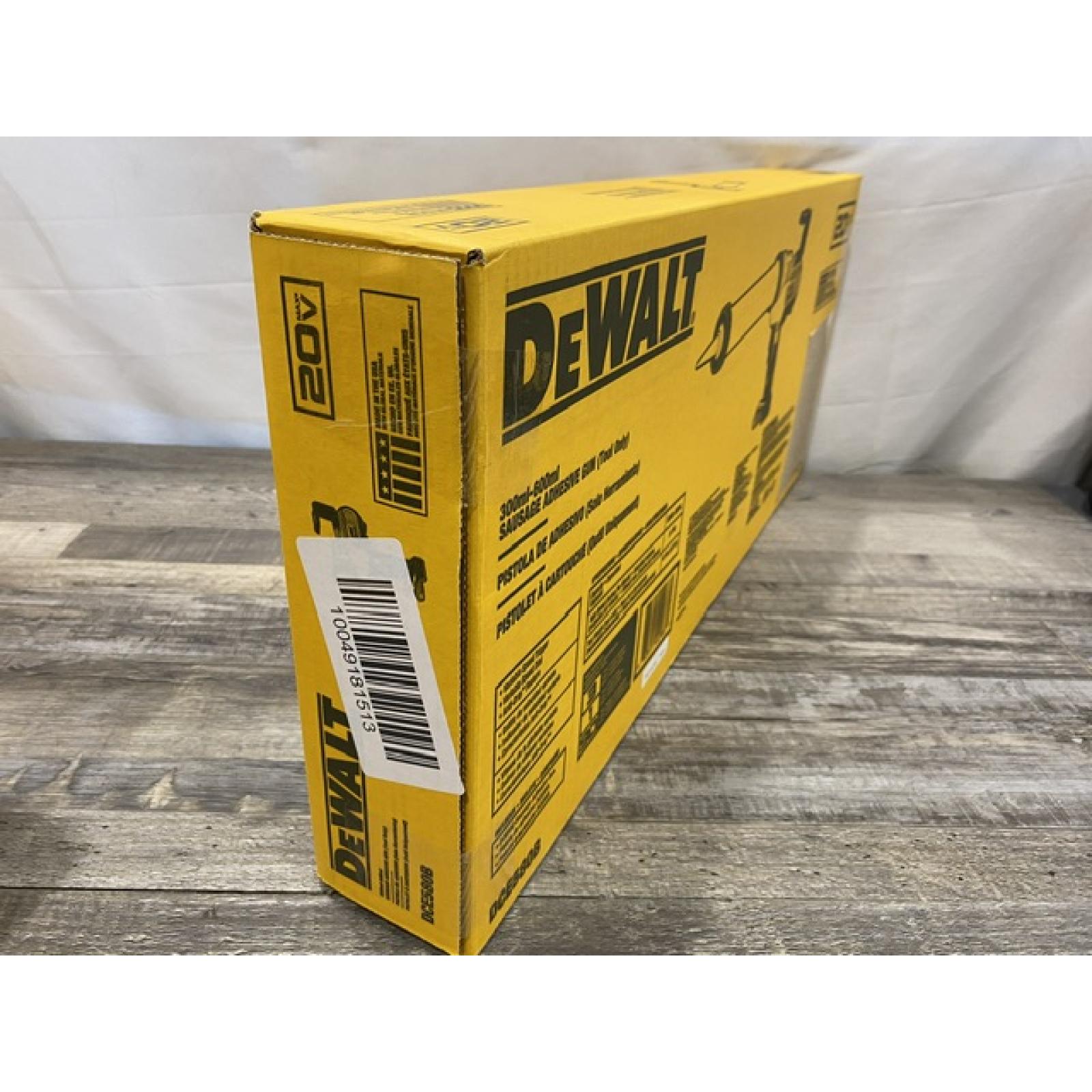 NEW - DEWALT 20V MAX Cordless 300-600 ml Sausage Pack Adhesive Gun (Tool Only)