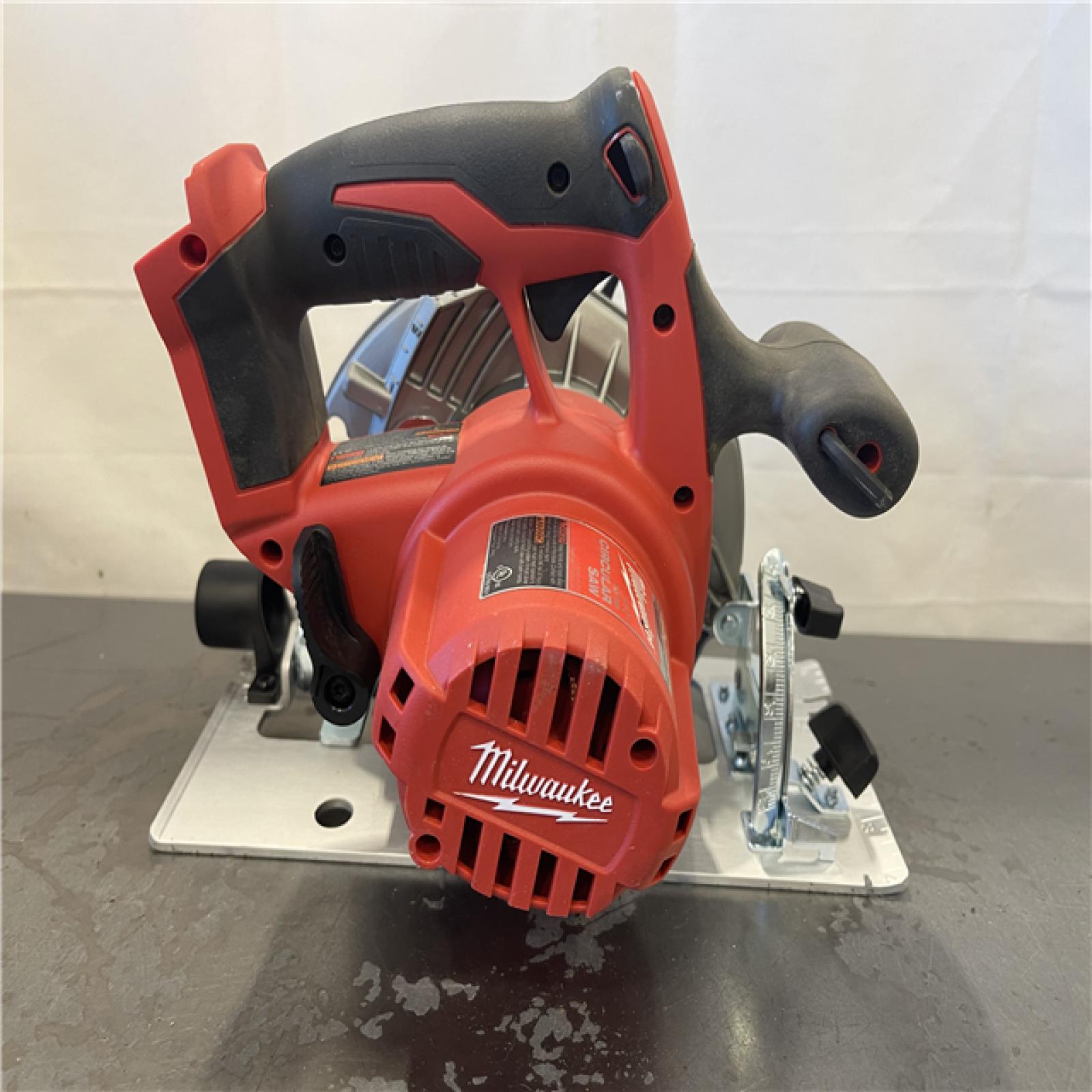 AS-IS- Milwaukee 2630-20 M18 Cordless 6-1/2 Circular Saw (Bare Tool Only)