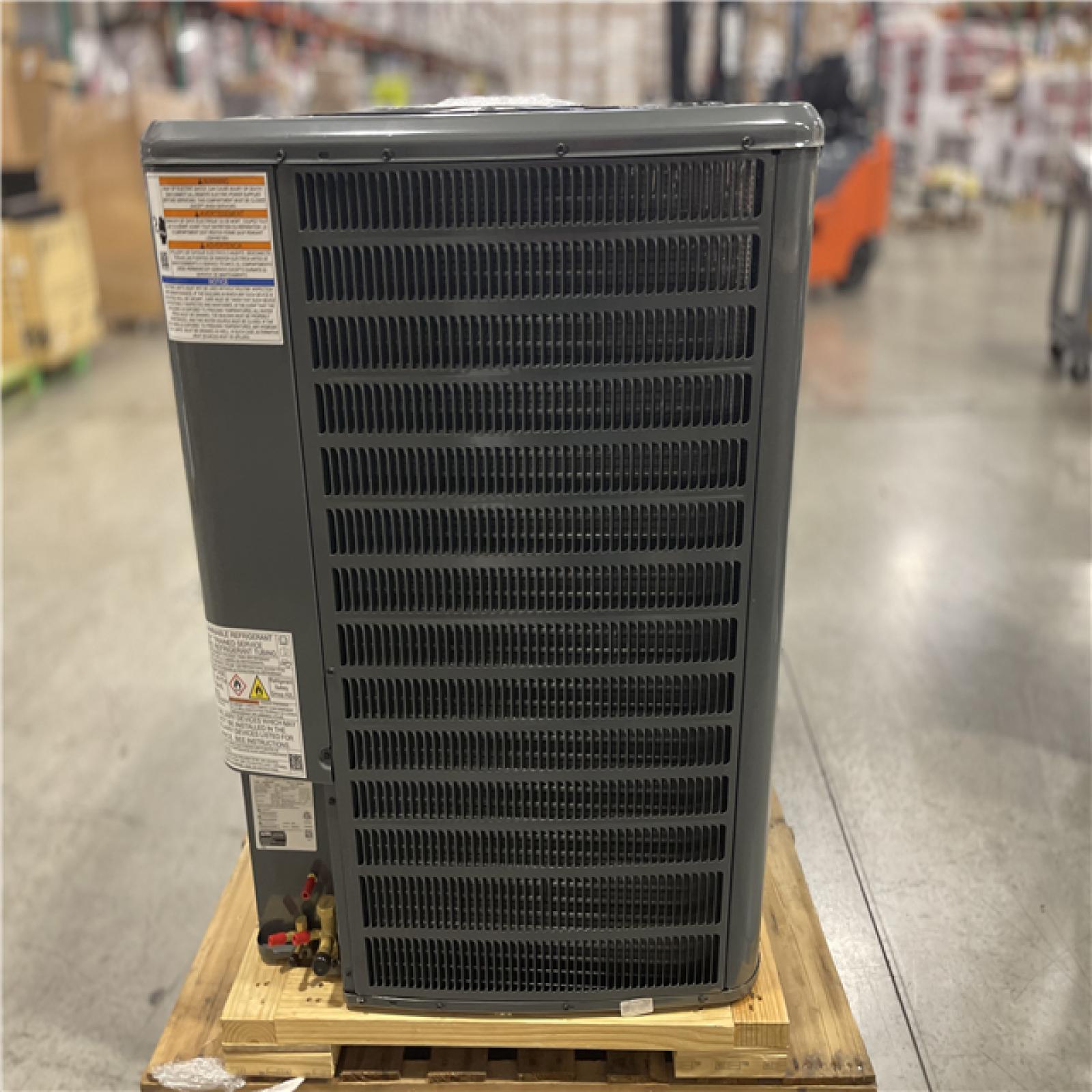 DALLAS LOCATION - Goodman 5 Ton 15.2 SEER2 Heat Pump Condenser