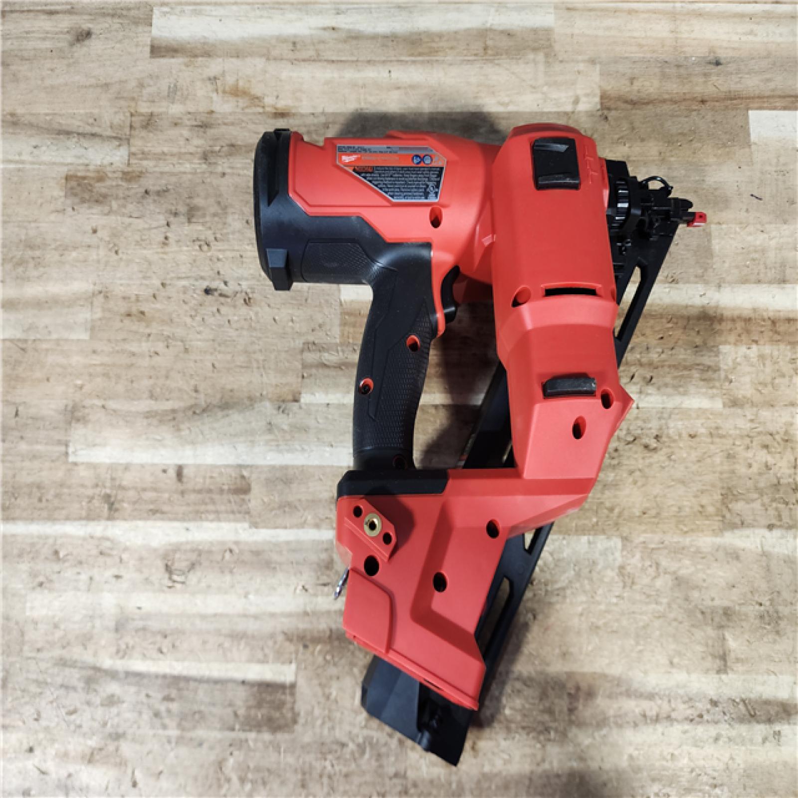 HOUSTON LOCATION - AS - IS Milwaukee FUEL 18-Volt Lithium-Ion Brushless Cordless Gen II 15-Gauge Angled Finish Nailer (Tool-Only)