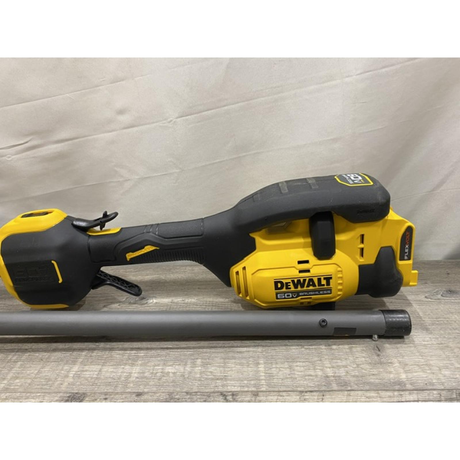 AS-IS DEWALT FLEXVOLT 60V MAX 17 in. Cordless Battery Powered Attachment Capable Trimmer Kit