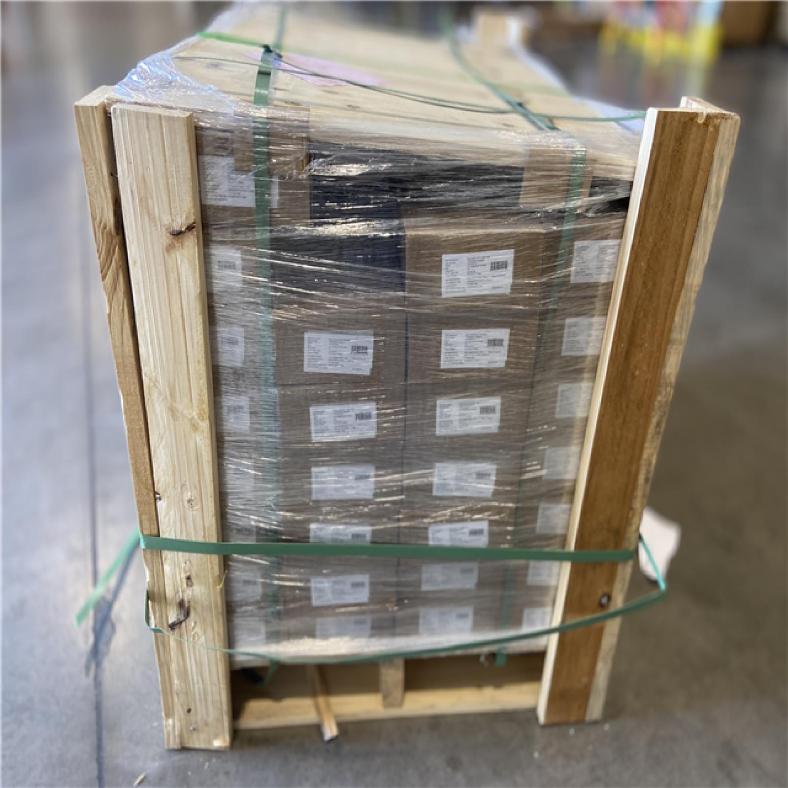 DALLAS LOCATION - TrafficMaster Skyland 6 MIL x 6 in. W x 36 in. Whitewashed Gray Click Lock Waterproof Luxury Vinyl Plank Flooring (23.95 sq. ft./Case) - 28 CASES