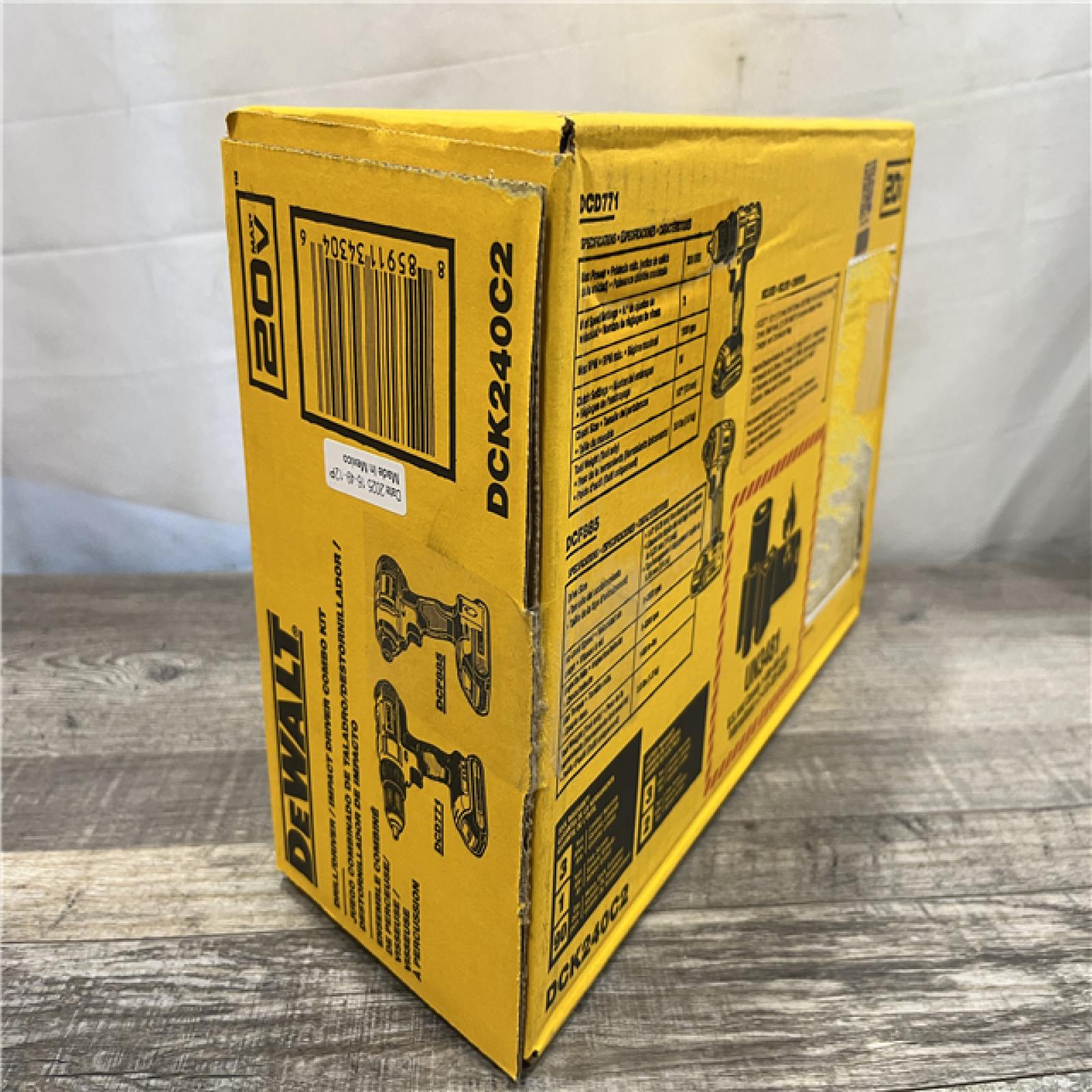 NEW - DEWALT 20V MAX Cordless Drill/Impact 2 Tool Combo Kit